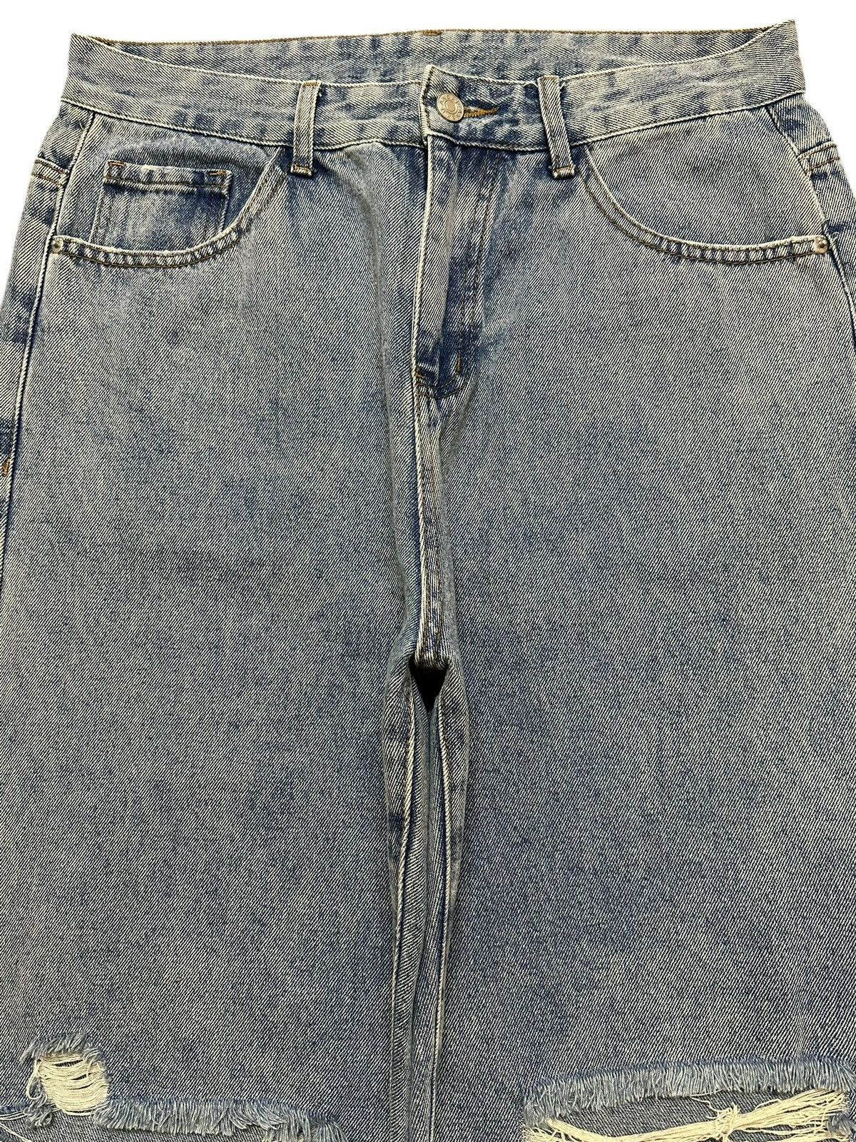 Japanese Brand Vintage Japanese Brand Blue Acid Wash Style Distressed Baggy Size US 32 / EU 48 - 3 Thumbnail