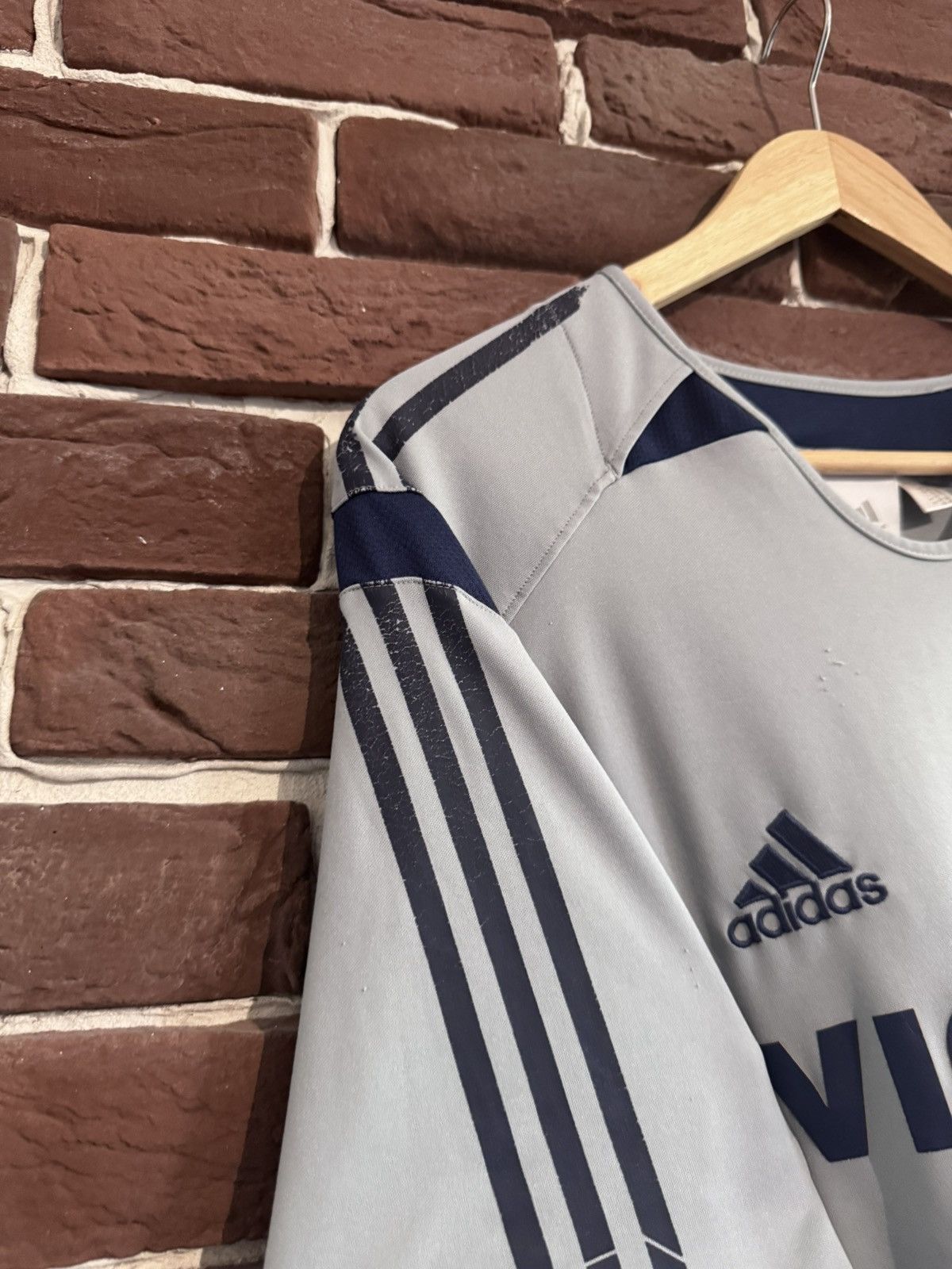 Adidas × Vintage SCHALKE 2005 away FOOTBALL Soccer Jersey ADIDAS Vintage Y2k Size US XL / EU 56 / 4 - 8 Thumbnail