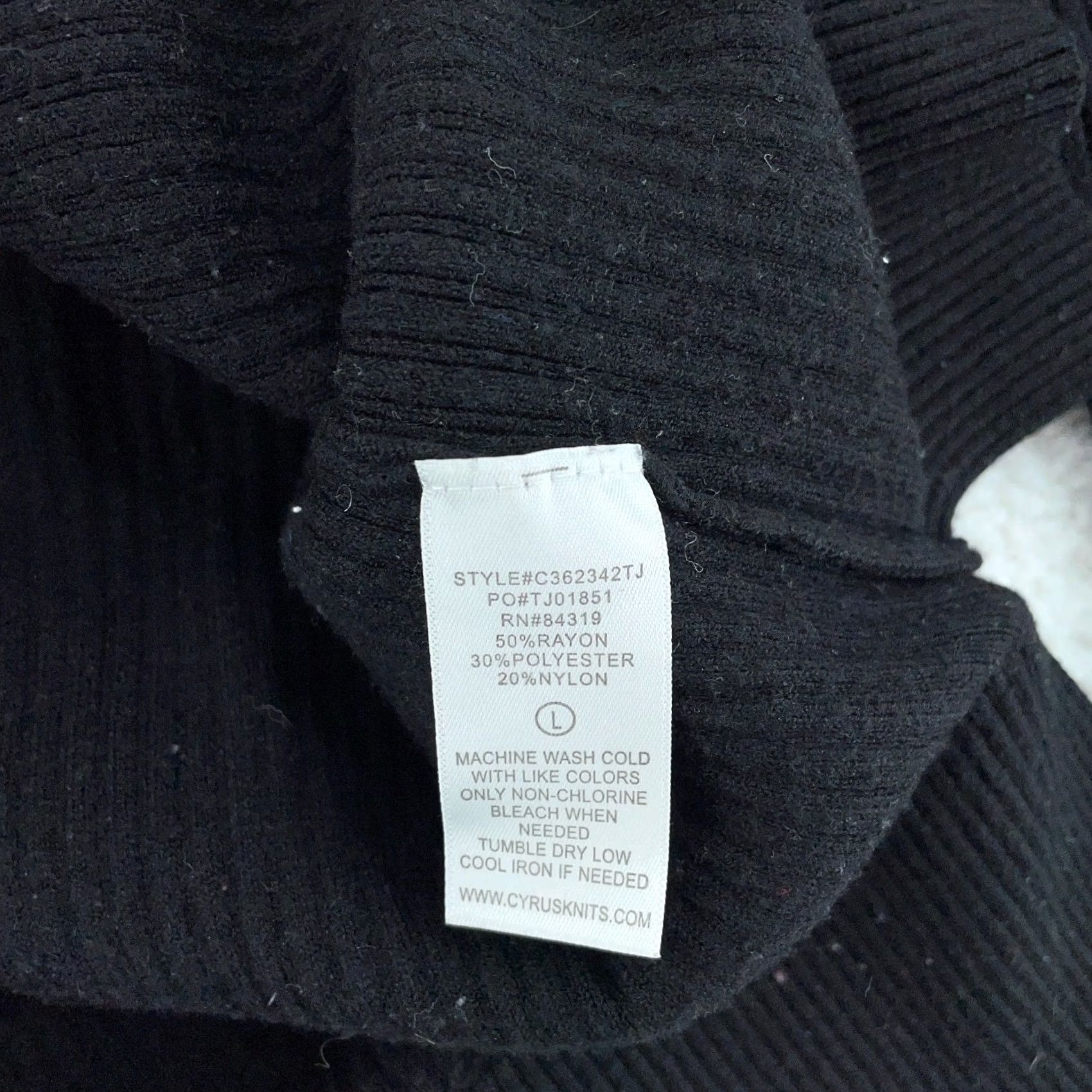 Vintage Cyrus Sweater Mens Large Black Ribbed Knitted Slim Fit Long Sleeve High Low Slit Size US L / EU 52-54 / 3 - 4 Thumbnail
