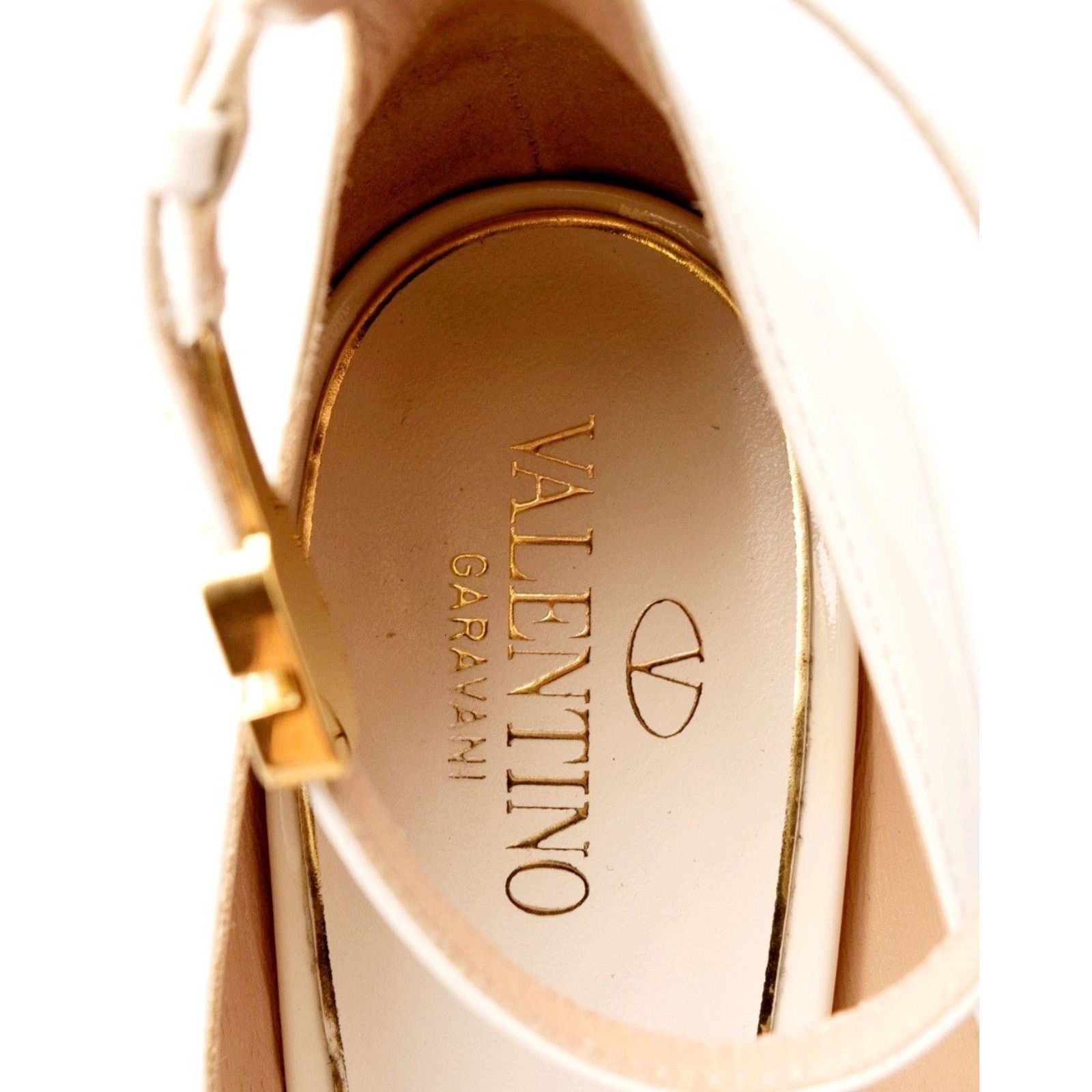 Valentino VALENTINO GARAVANI Leather Pump Shoes US10 VLogo . Size US 10 / IT 40 - 5 Thumbnail