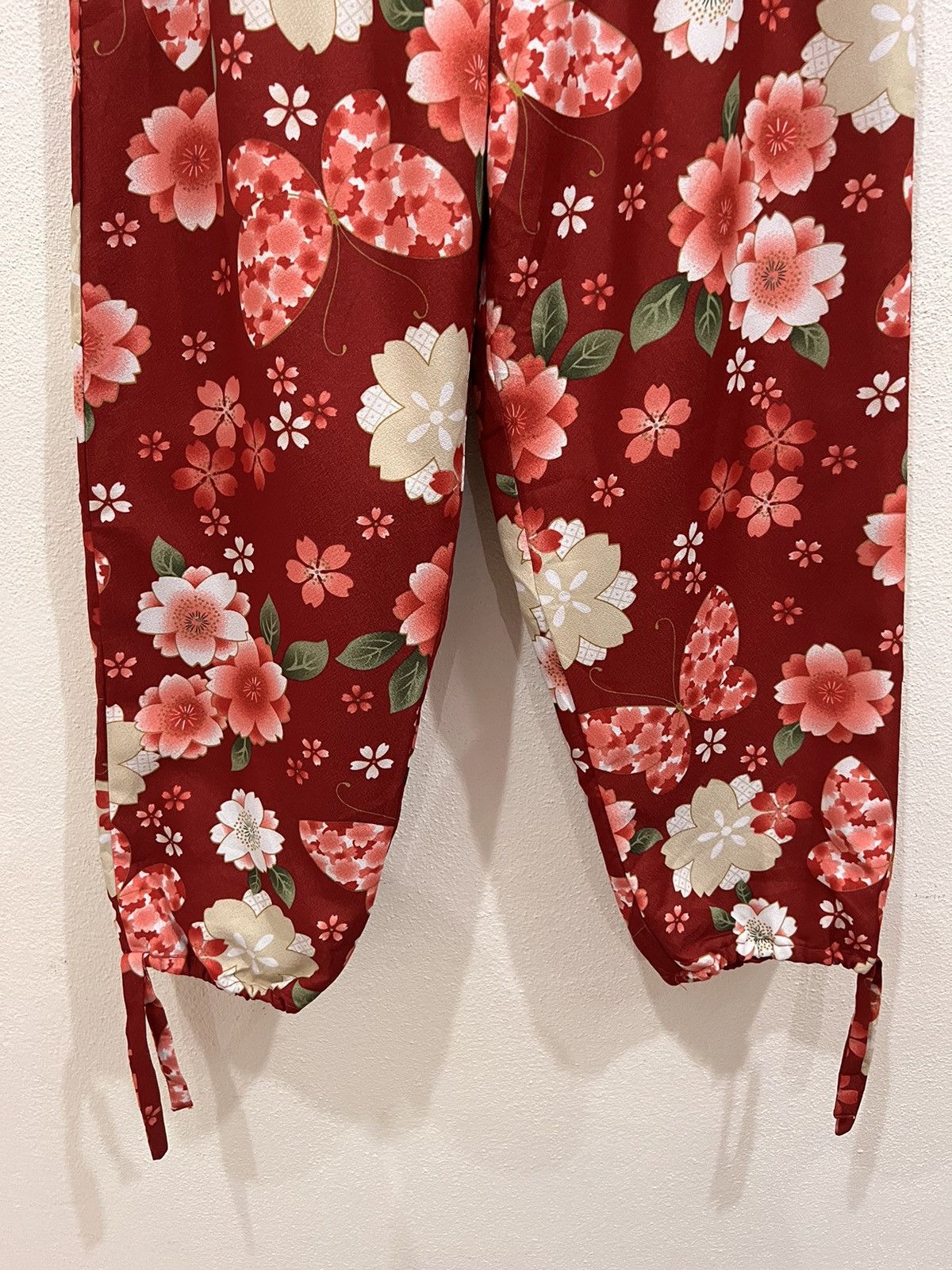 Japanese Brand Japanese Brand Overprint Flower Pant Size US 30 / EU 46 - 4 Thumbnail
