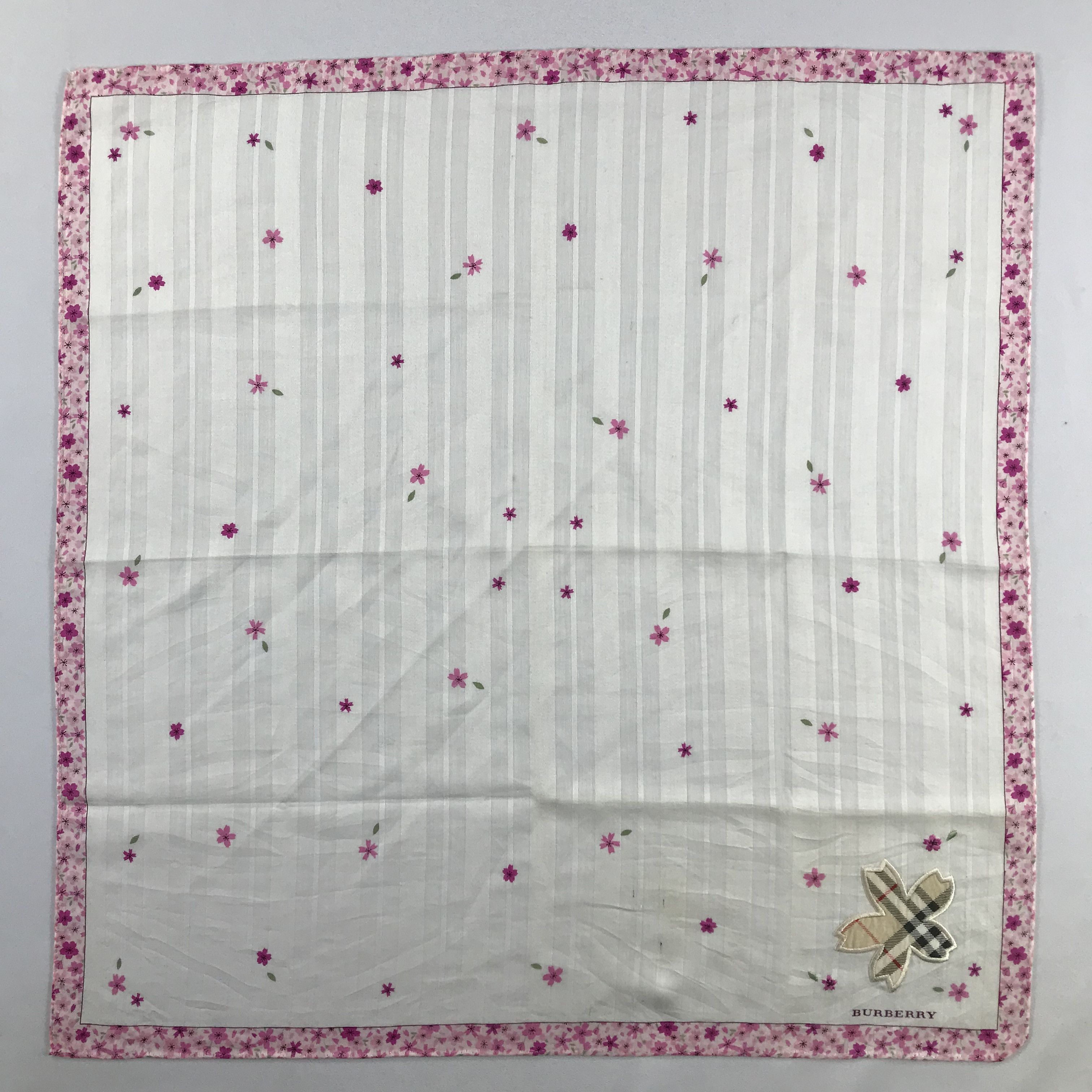 Burberry Burberry Handkerchief / Bandana / Neckerchief C560 Size ONE SIZE - 3 Thumbnail