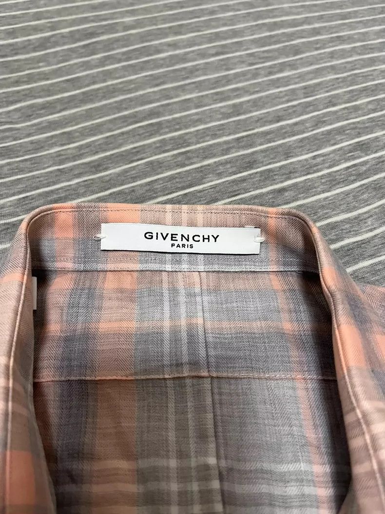 Givenchy Givenchy Shirt 2506-Nextarrow Size US L / EU 52-54 / 3 - 6 Thumbnail