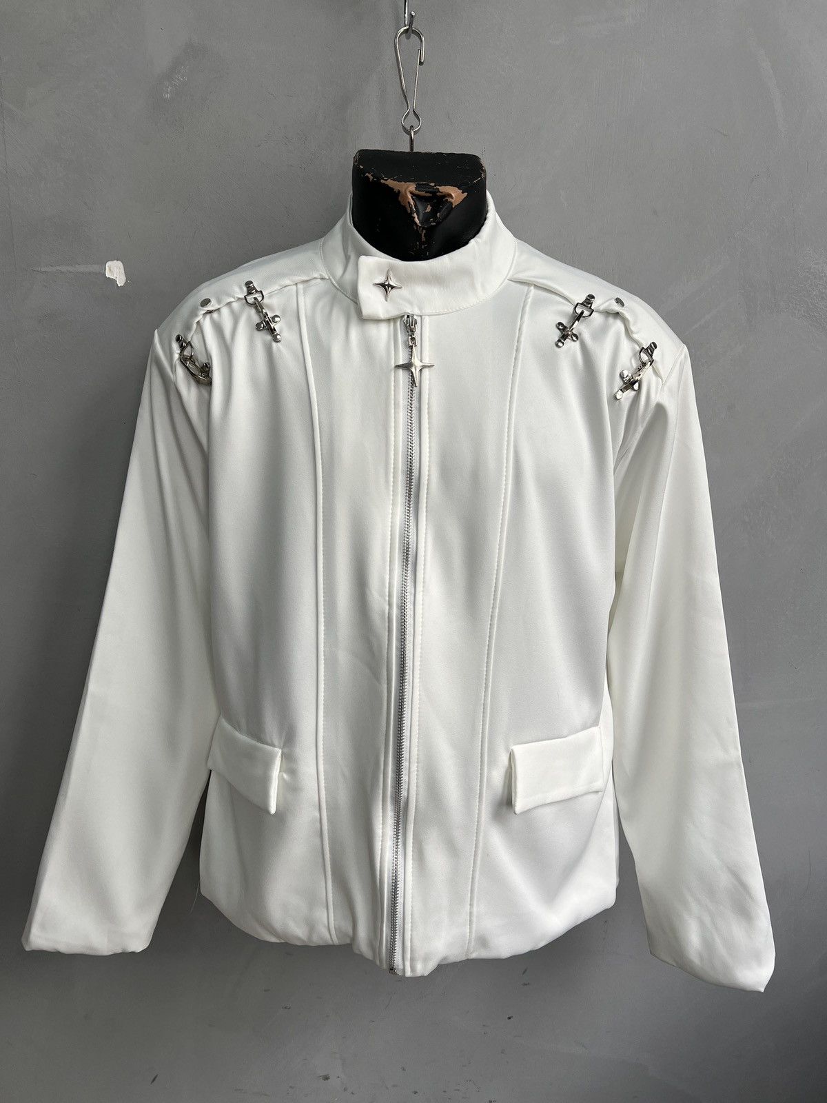 Japanese Brand Junya watanabe style white tactical jacket y2k Size US M / EU 48-50 / 2 - 1 Thumbnail