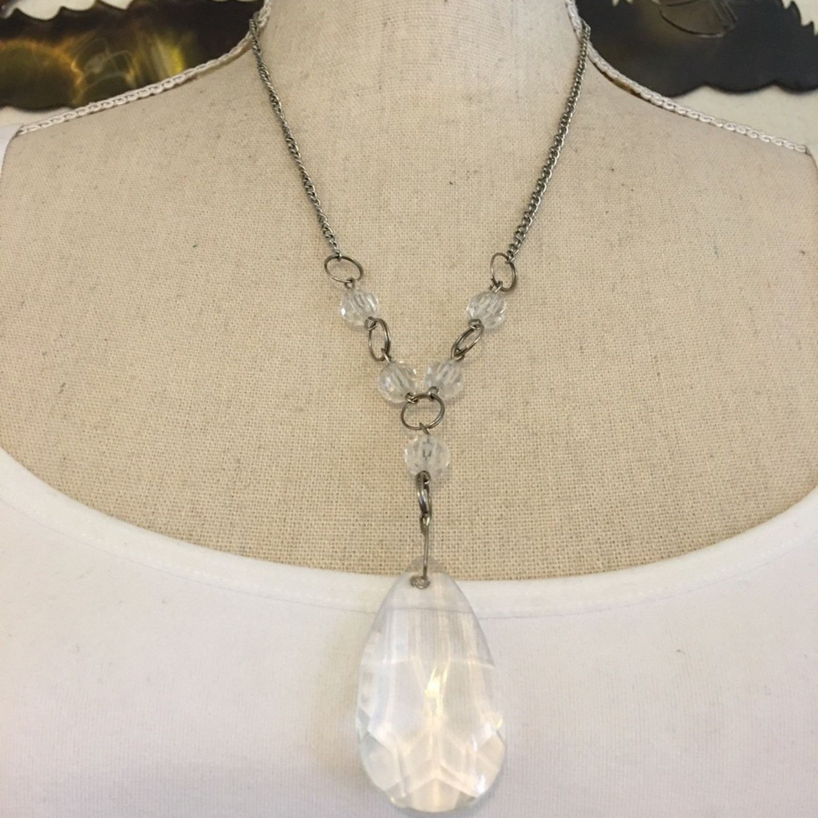 Vintage Vintage clear crystal chandelier style necklace Size ONE SIZE - 1 Thumbnail