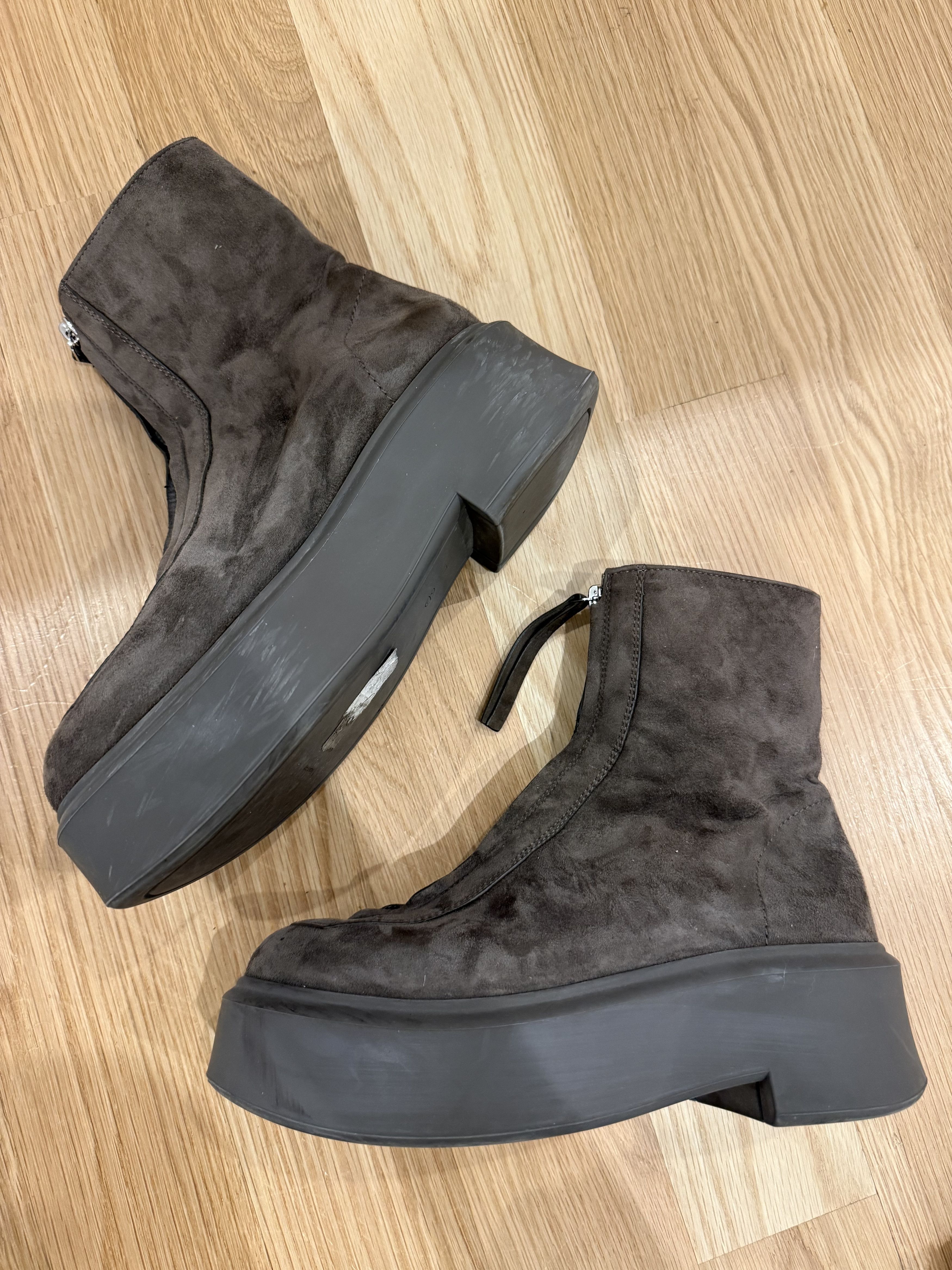The Row The Row Zipped Boot Size US 5 / IT 35 - 3 Thumbnail