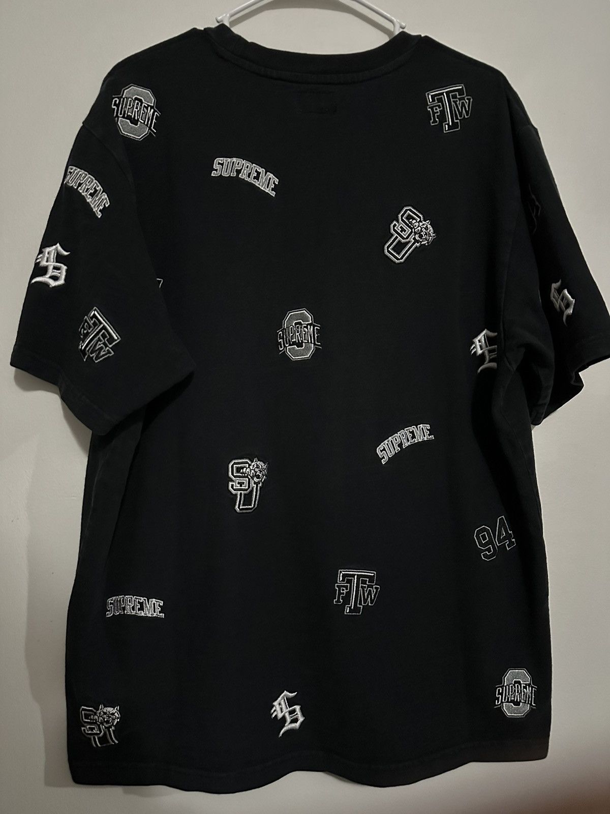 Supreme Supreme University S/S Top Tee Size US L / EU 52-54 / 3 - 3 Thumbnail