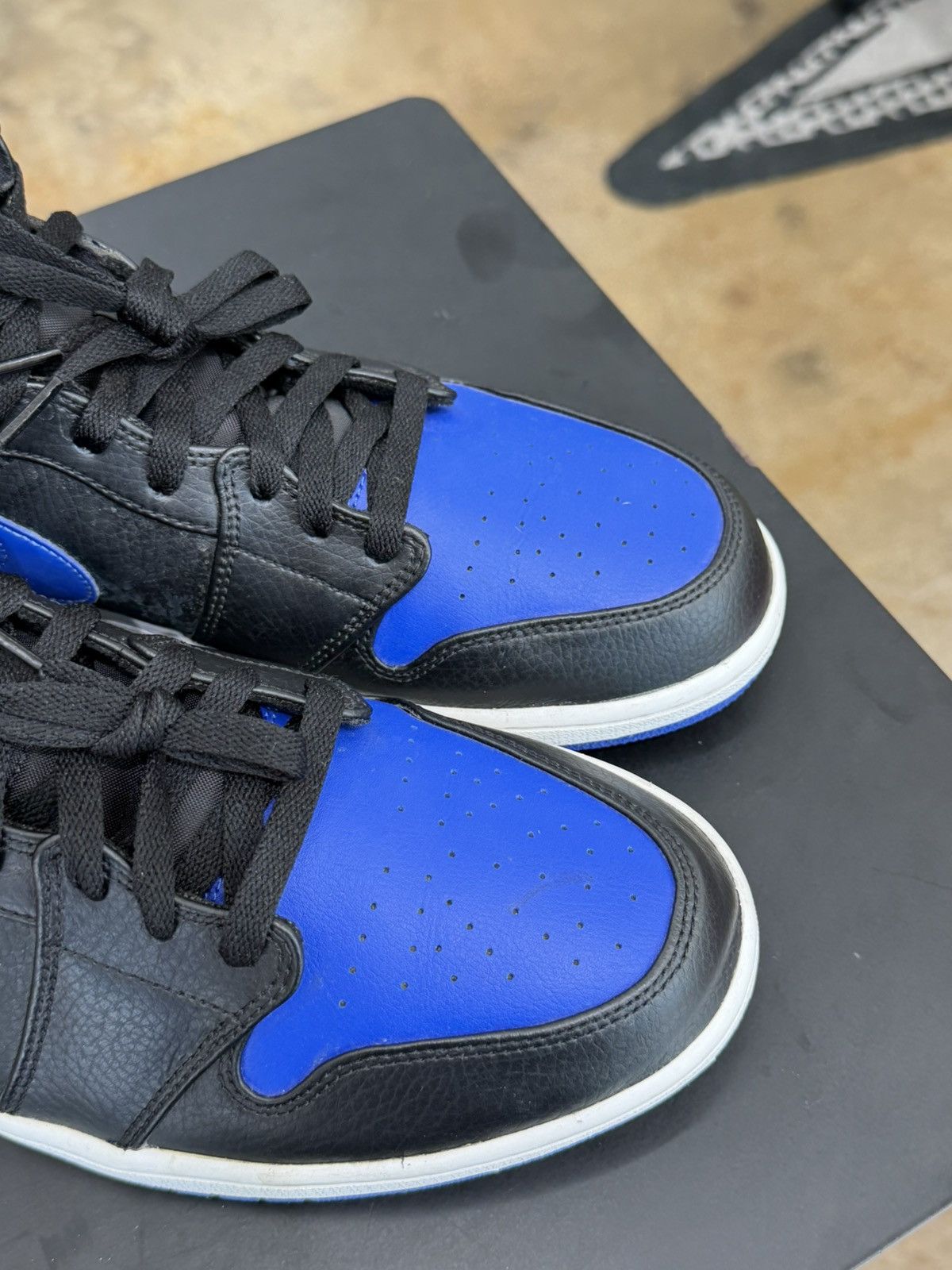 Jordan Brand Air Jordan 1 Mid Royal Size 13 (2020) Size US 13 / EU 46 - 8 Thumbnail