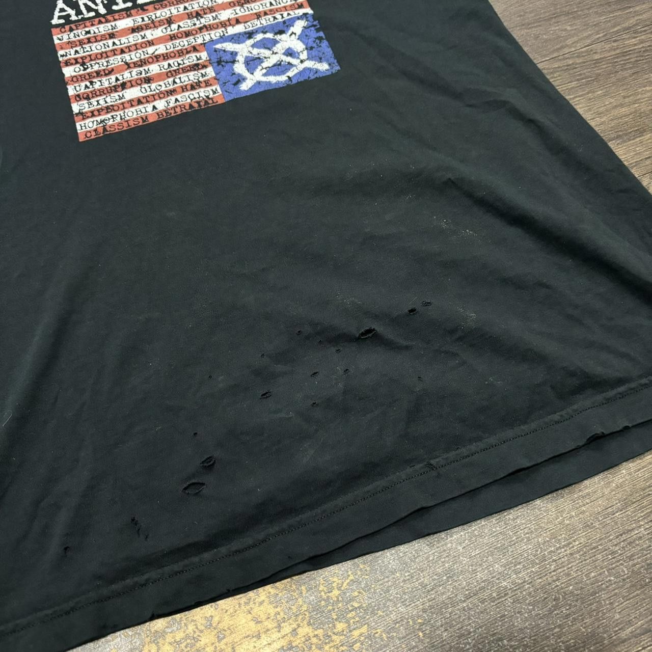 Designer Vintage anti flag t shirt 00s M Size US M / EU 48-50 / 2 - 4 Thumbnail