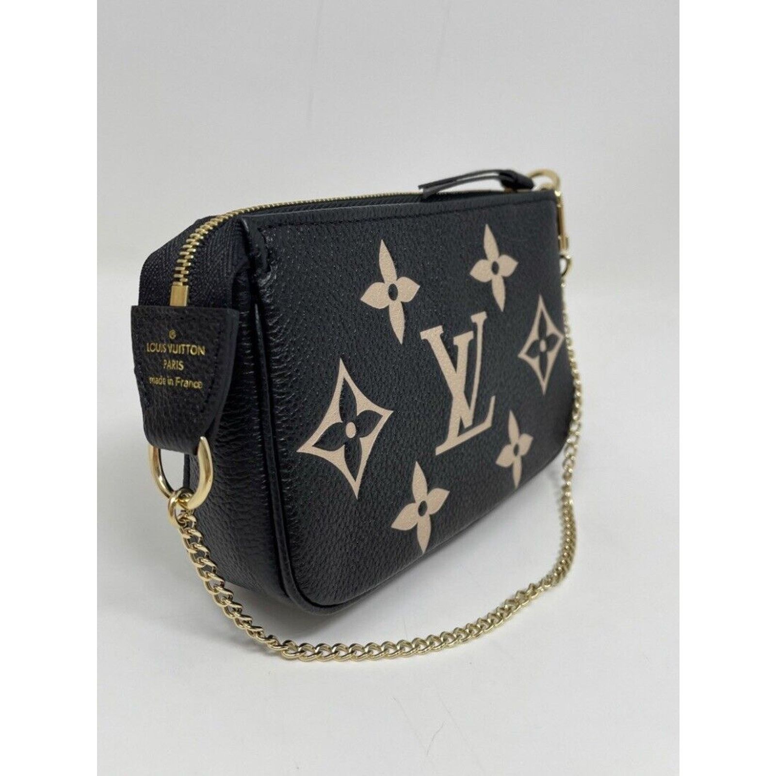 Louis Vuitton Mini Pochette Bicolor Empreinte Accessoires Pouch Black Size ONE SIZE - 4 Thumbnail