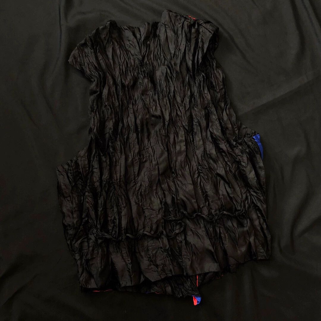 Issey Miyake Issey Miyake 93ss Iconic Pleated Vest Black Blue Red Striped Size US M / EU 48-50 / 2 - 3 Thumbnail