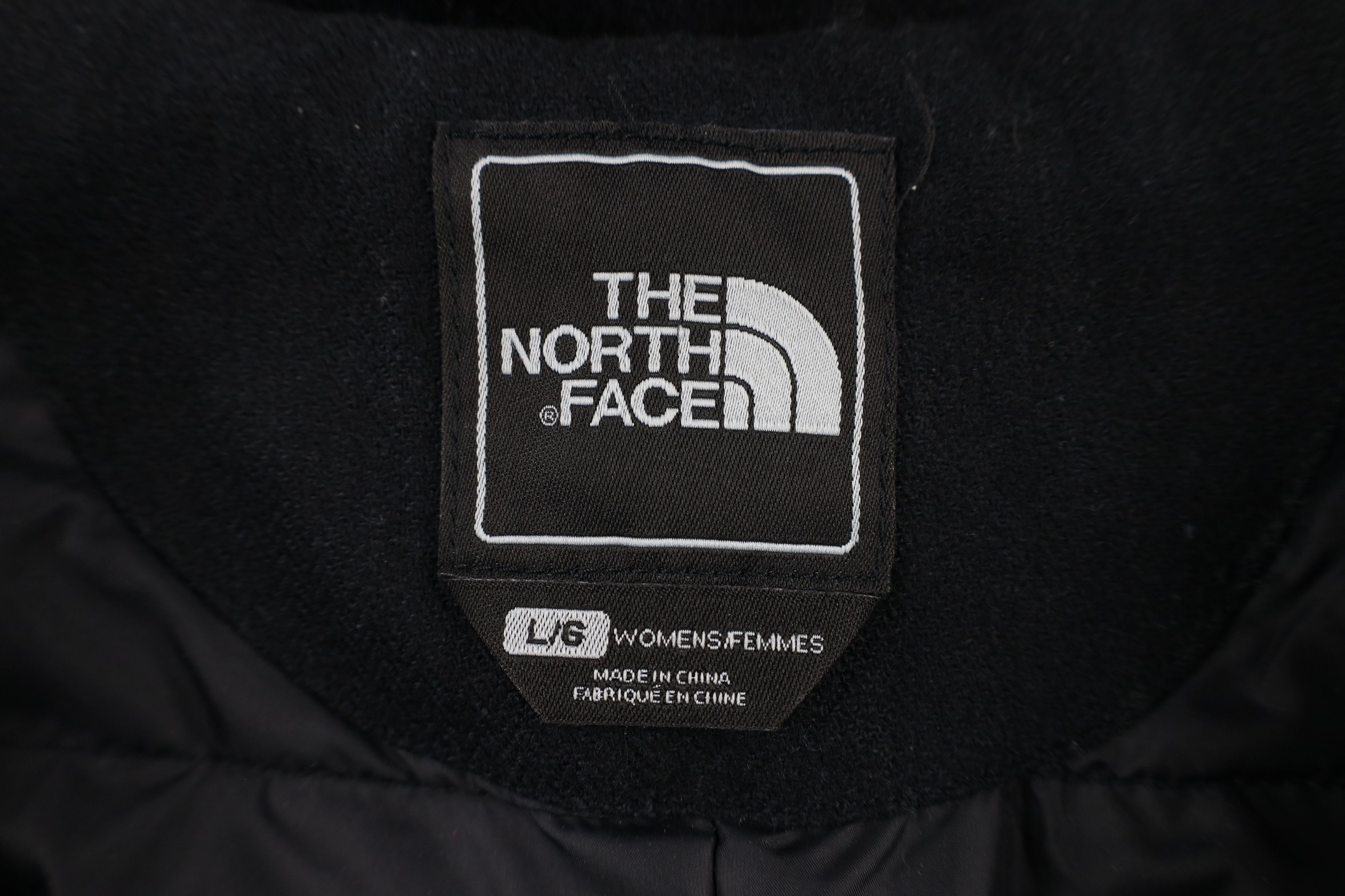 The North Face × Vintage The North Face Quilted Belted Herringbone Trench Coat Jacket Size L / US 10 / IT 46 - 10 Thumbnail
