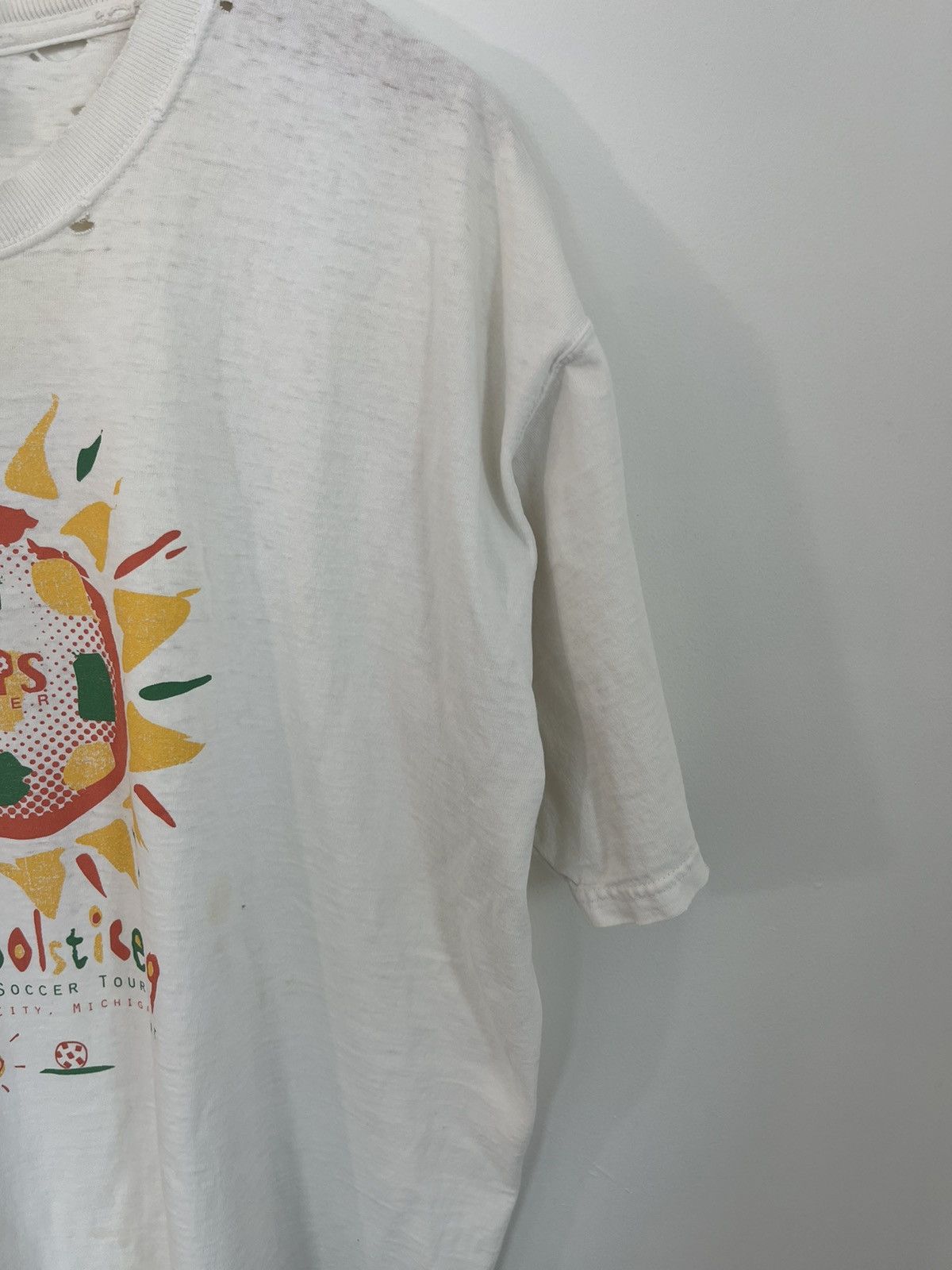 Vintage Vintage 1999 Summer Solstice Thrashed Tee Size US L / EU 52-54 / 3 - 4 Thumbnail