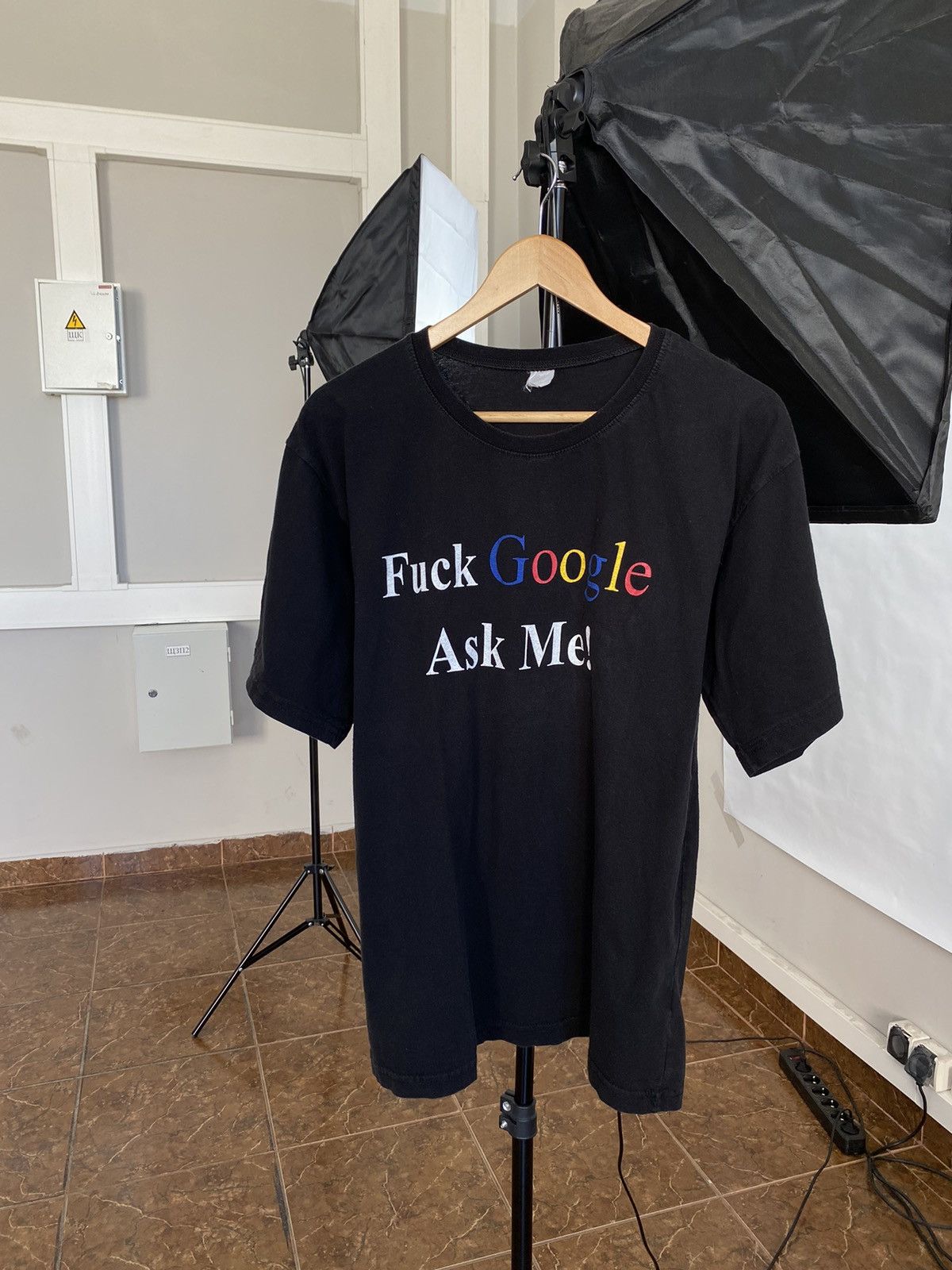 Designer 🇺🇸 Vintage 90s Fuck Google ask me t-shirt rare retro Y2K Size US L / EU 52-54 / 3 - 1 Thumbnail