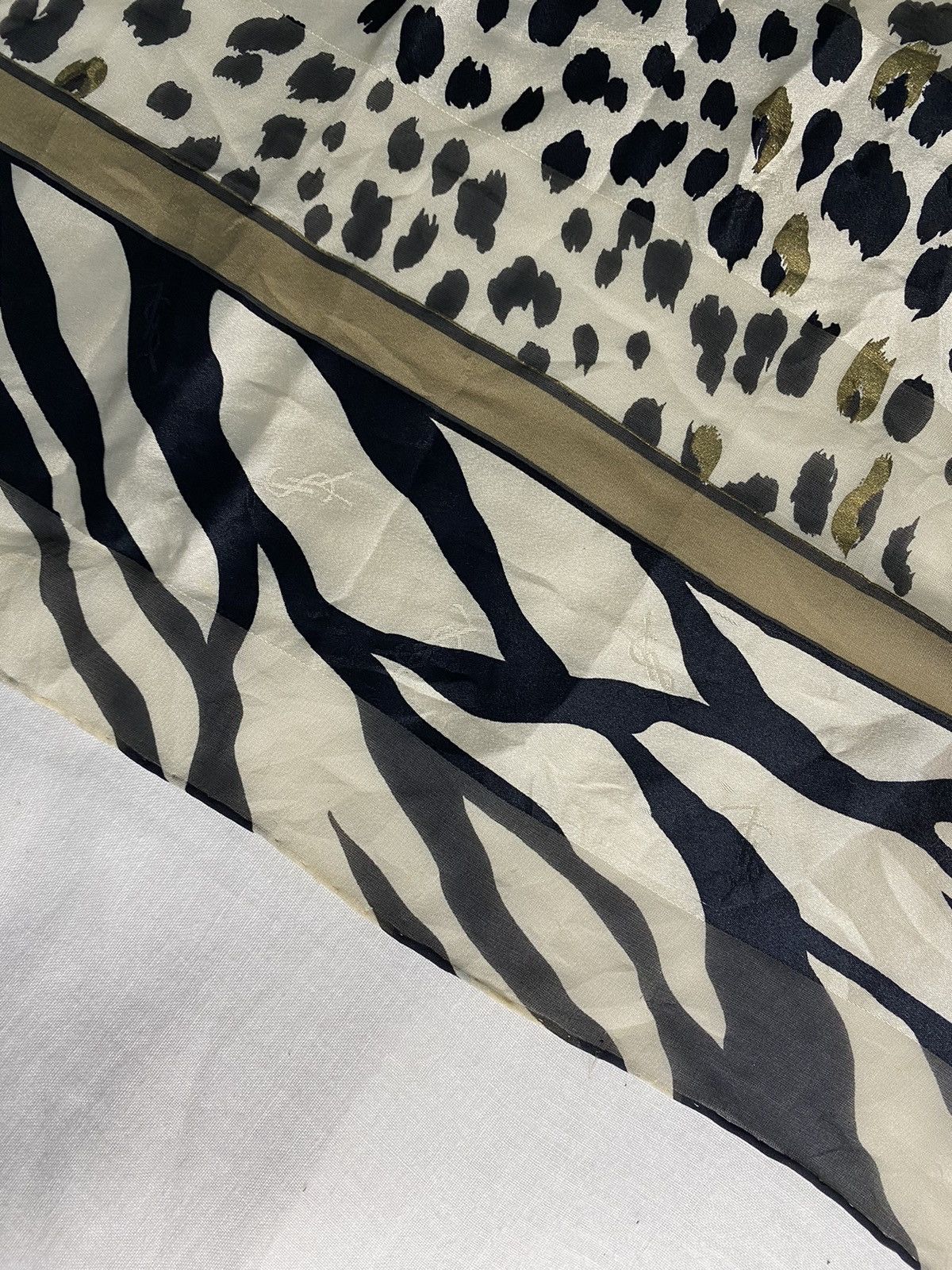 Yves Saint Laurent Vintage Yves Saint Laurent Leopard Silk Scarf Scarves Size ONE SIZE - 8 Thumbnail