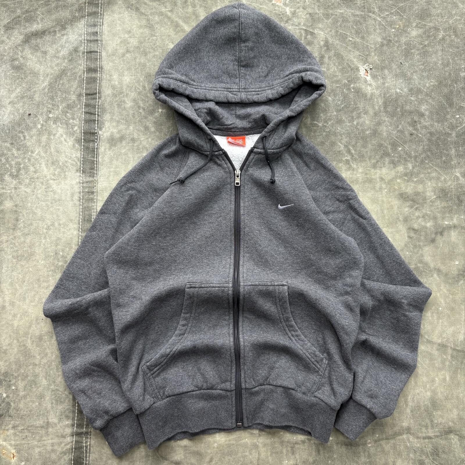 Nike Vintage Y2K Nike Grunge Skater Sportswear Full Zip Hoodie Size US S / EU 44-46 / 1 - 1 Thumbnail