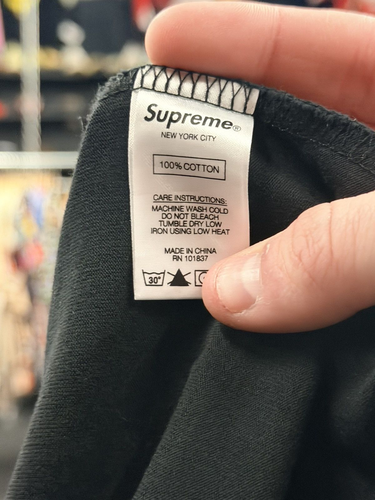 Supreme Supreme Logo Tee Size US L / EU 52-54 / 3 - 5 Thumbnail