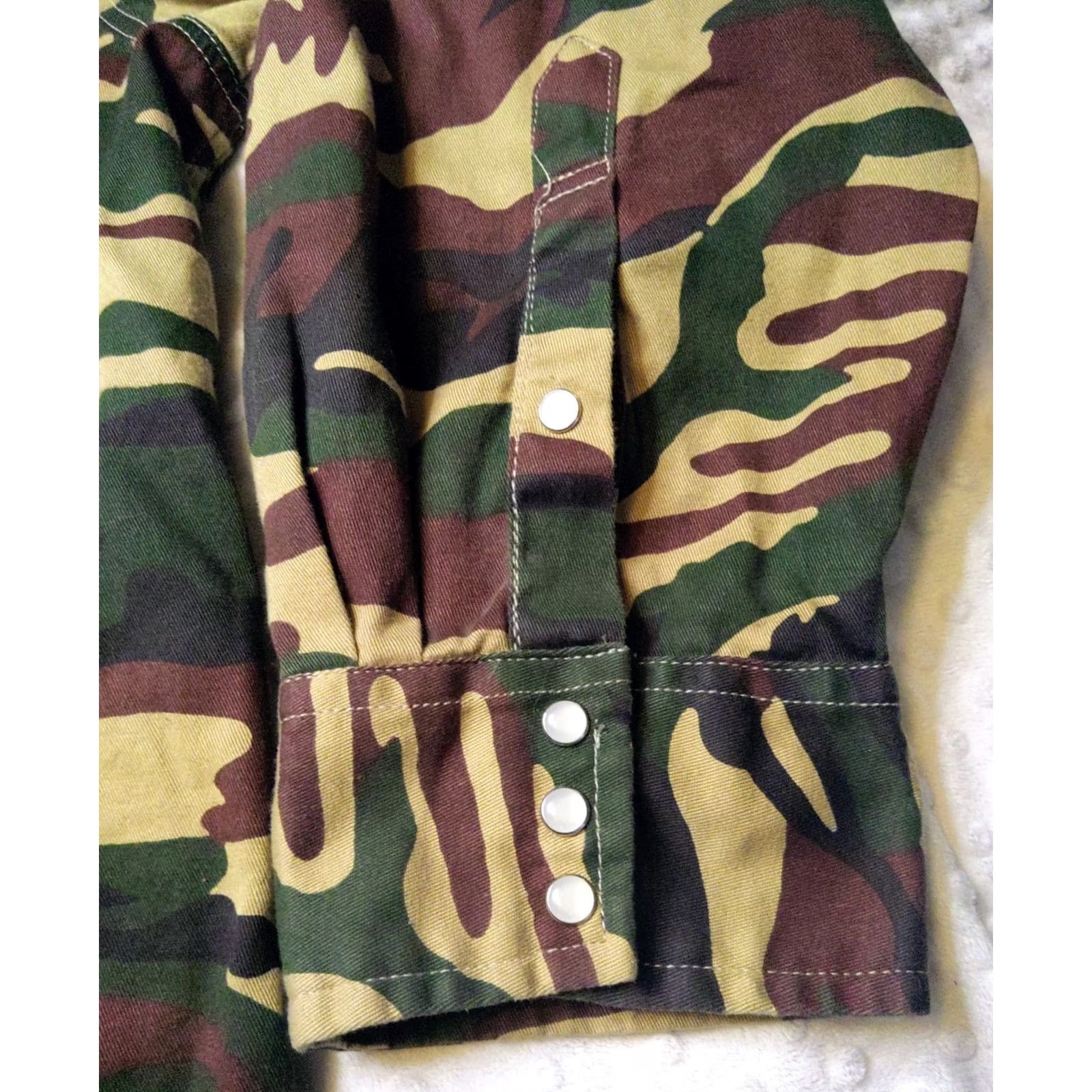 Vintage Just In Trend FR Camo Shirt 4XL Pearl Snap Flame Resistant Western Workwear Shirt Mens 4XL Camo Pearl Snap Western Workwear Regular Fit Cotton Twill Size US XXL / EU 58 / 5 - 7 Thumbnail