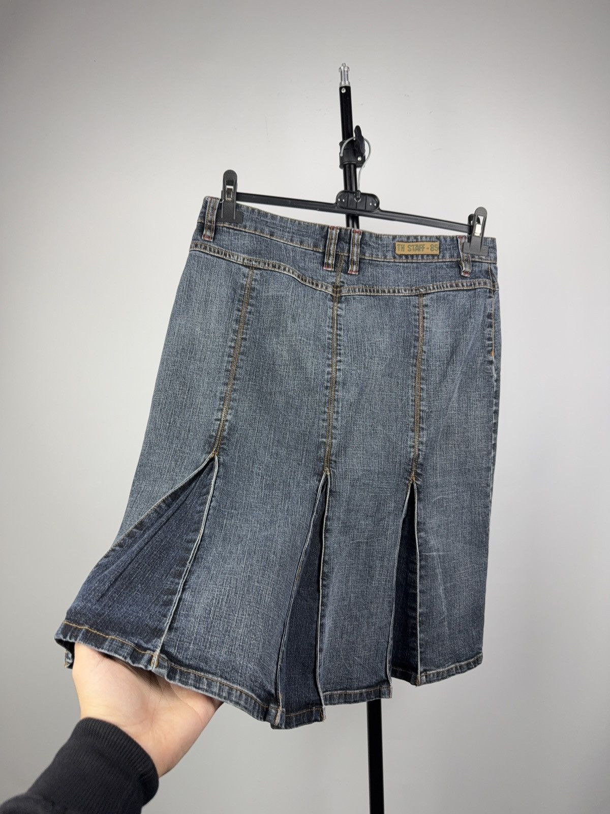 Tommy Hilfiger Retro Vintage 00s Y2K Tommy Hilfiger Denim Midi Skirt Size 31" - 6 Thumbnail