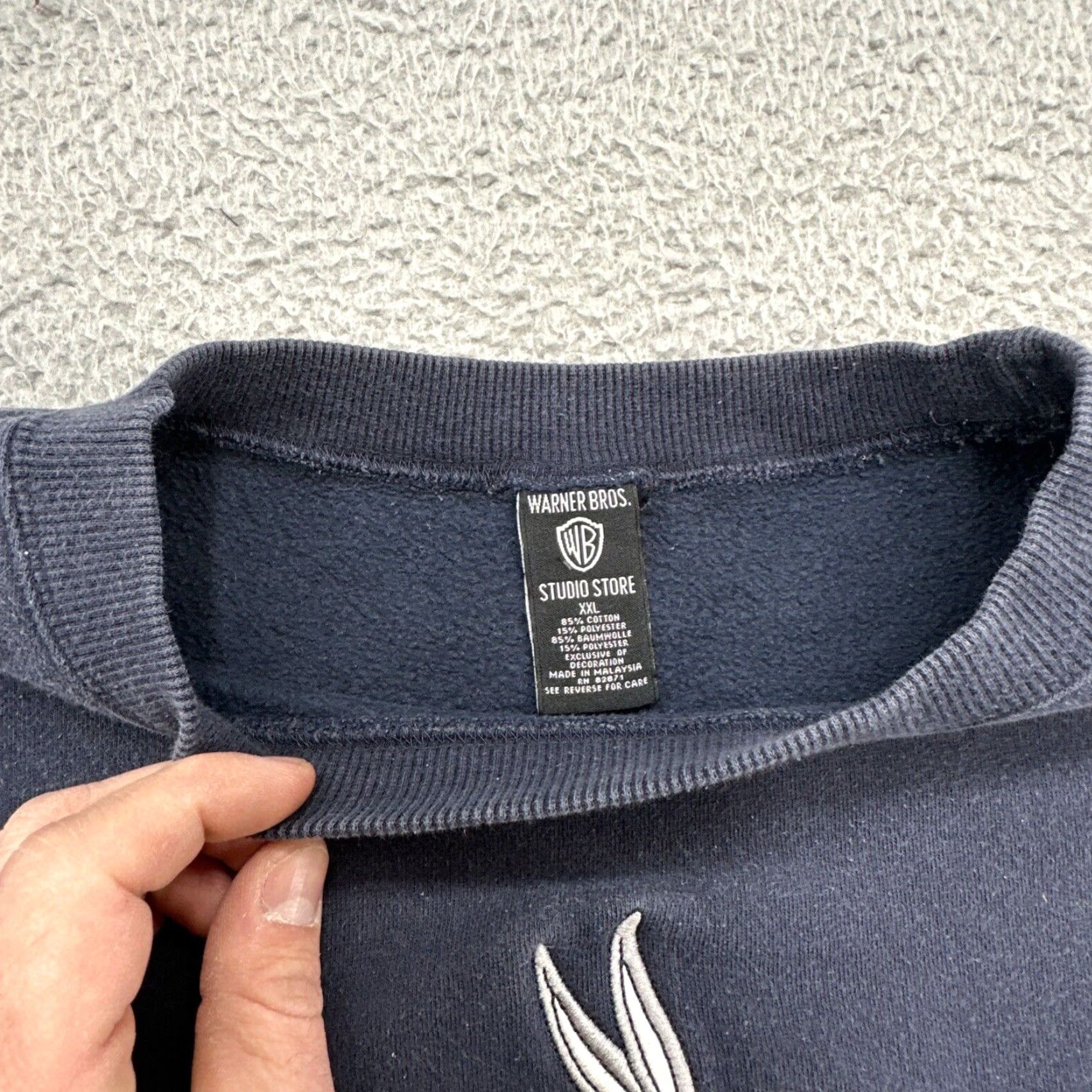 Vintage VINTAGE Warner Bros Crewneck Sweatshirt Mens 2XL Blue Embroidered Bugs Bunny Sweatshirt Logo 1997 Size US XXL / EU 58 / 5 - 3 Thumbnail