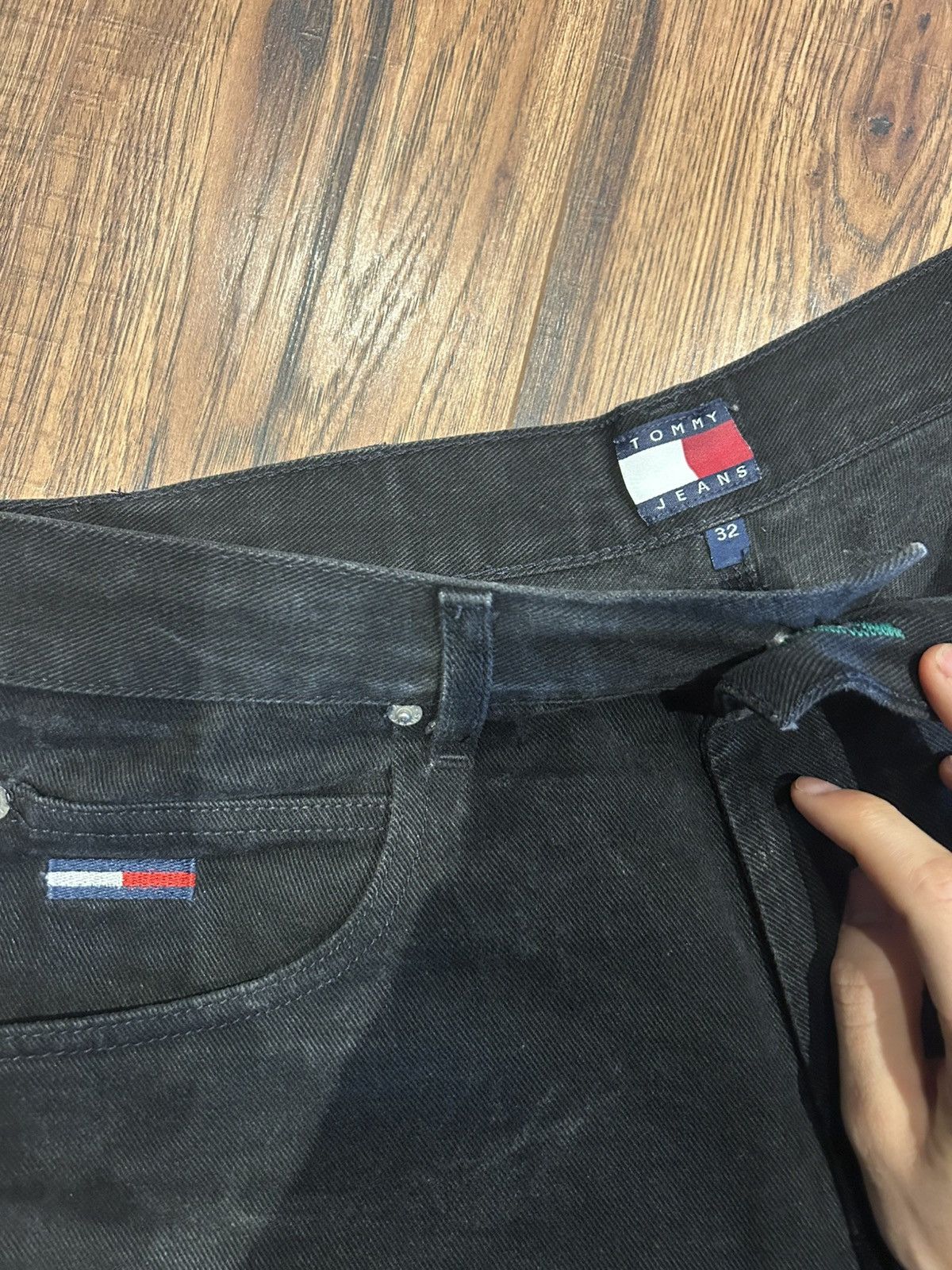Tommy Hilfiger Vintage 90’s Tommy Hilfiger Super Baggy Jorts Size US 32 / EU 48 - 3 Thumbnail