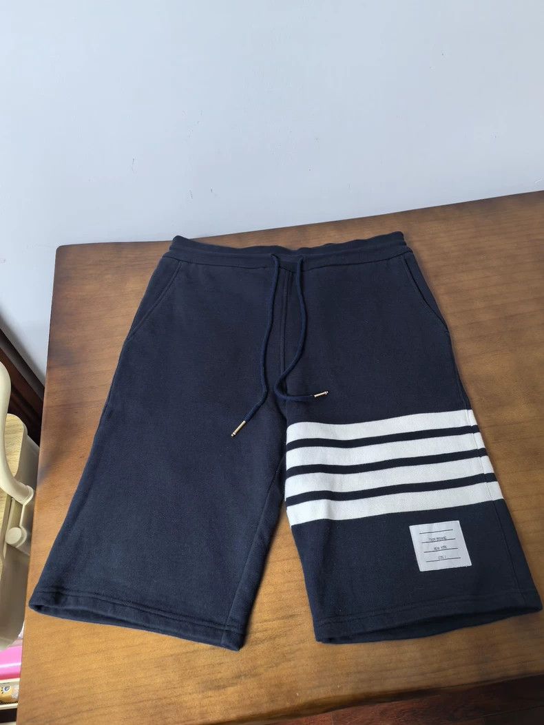 Thom Browne Thom Browne Classic Stripe Shorts - dmc Size US 30 / EU 46 - 1 Thumbnail