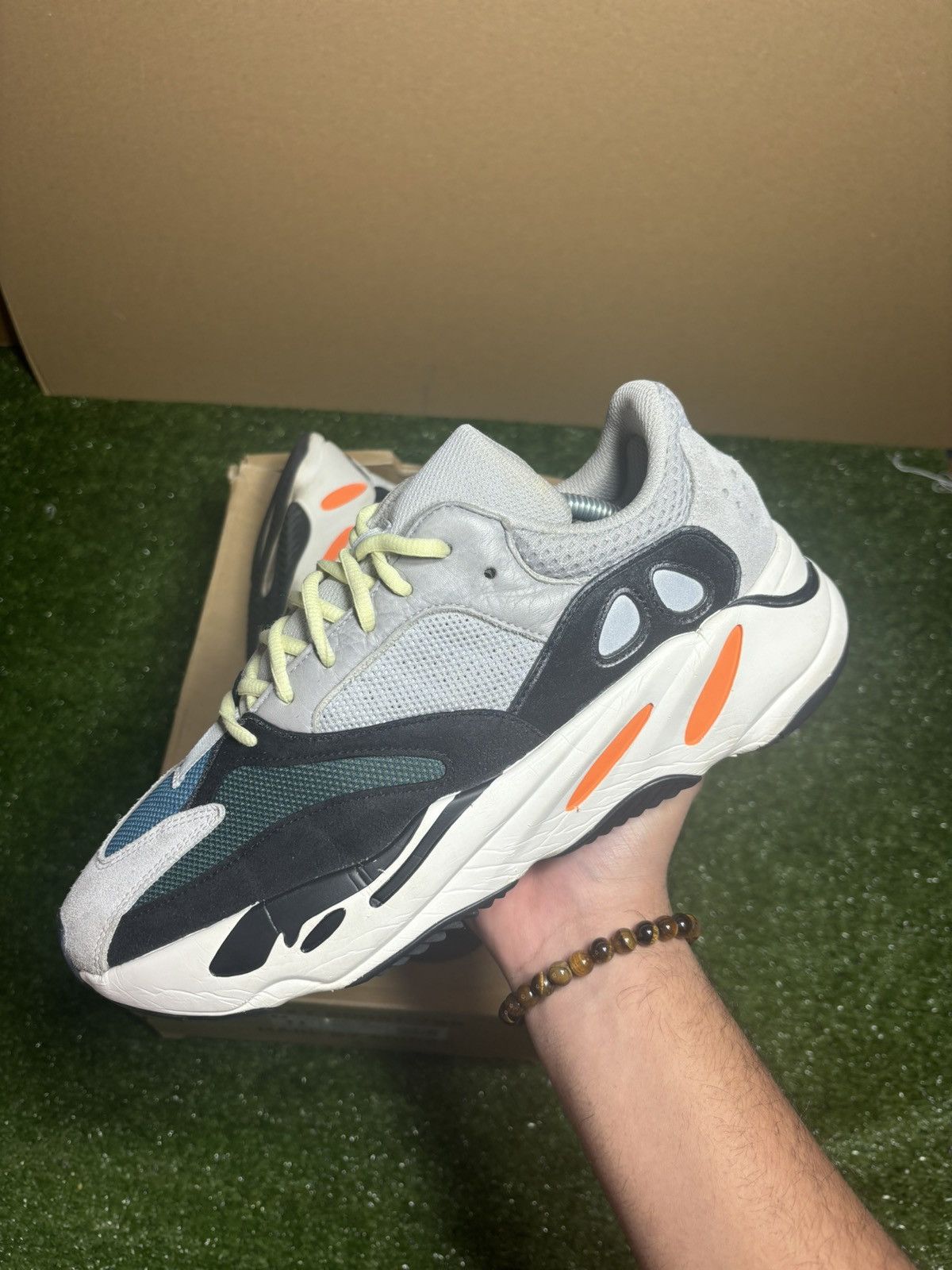 Adidas Yeezy 700 wave runner Size US 11 / EU 44 - 2 Thumbnail