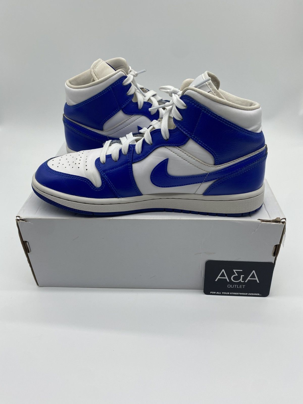 Jordan Brand Jordan 1 Mid Kentucky Blue US 10 Brand New Free Shipping Size US 10 / IT 40 - 2 Thumbnail