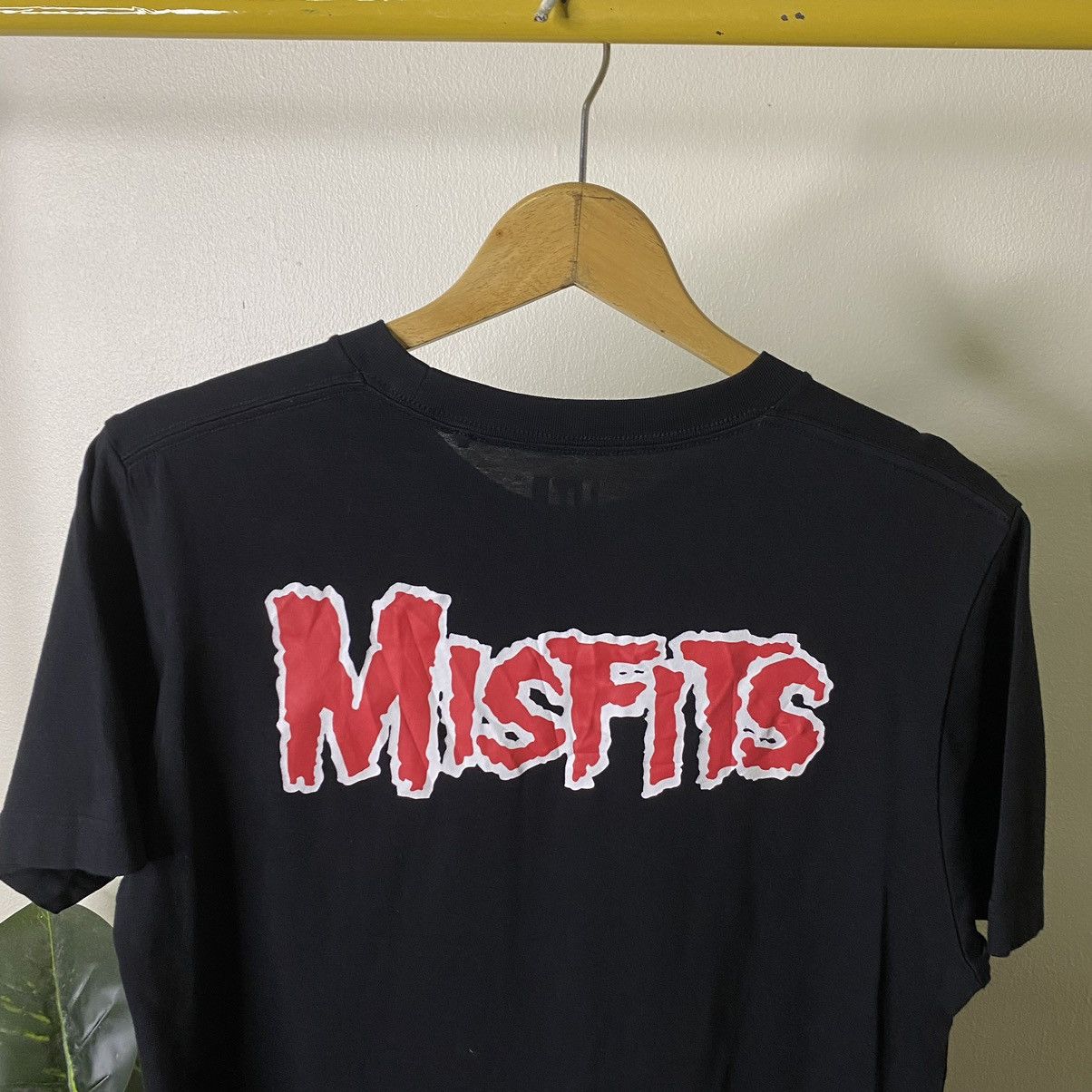 Band Tees × Misfits × Uniqlo Misfits Horror Punk Band Overprint Tee x Uniqlo Size US M / EU 48-50 / 2 - 7 Thumbnail