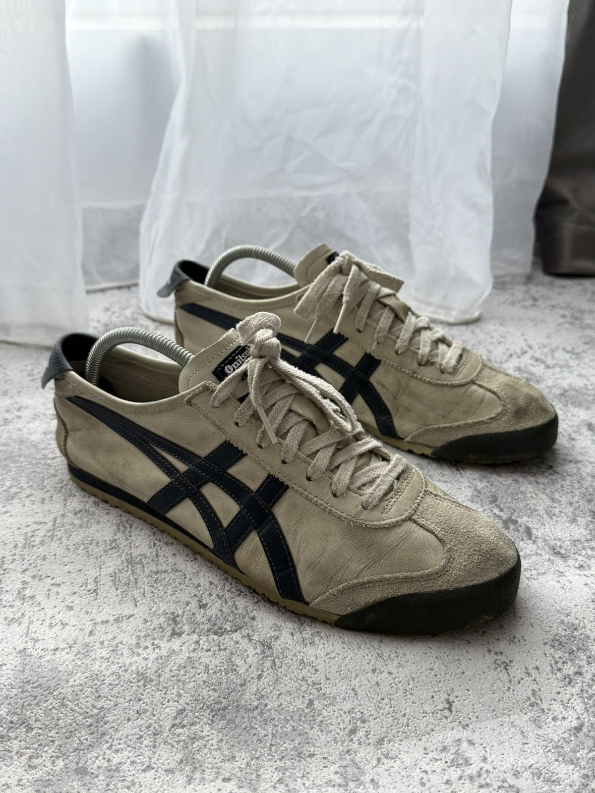 Vintage ASICS Onitsuka Tiger Mexico 66 Leather Shoes