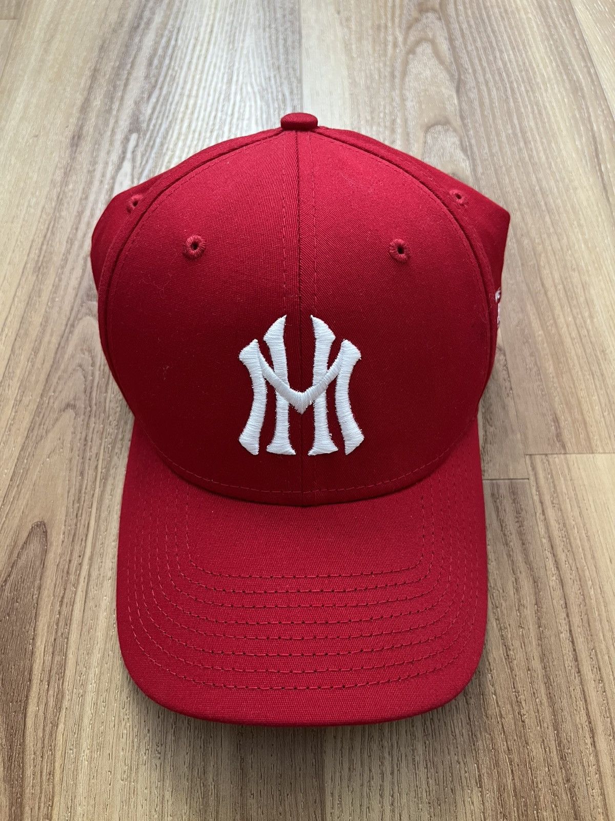 New Era Mannahatta NYC Baseball Cap New Era Size M/L Red Size ONE SIZE - 1 Thumbnail