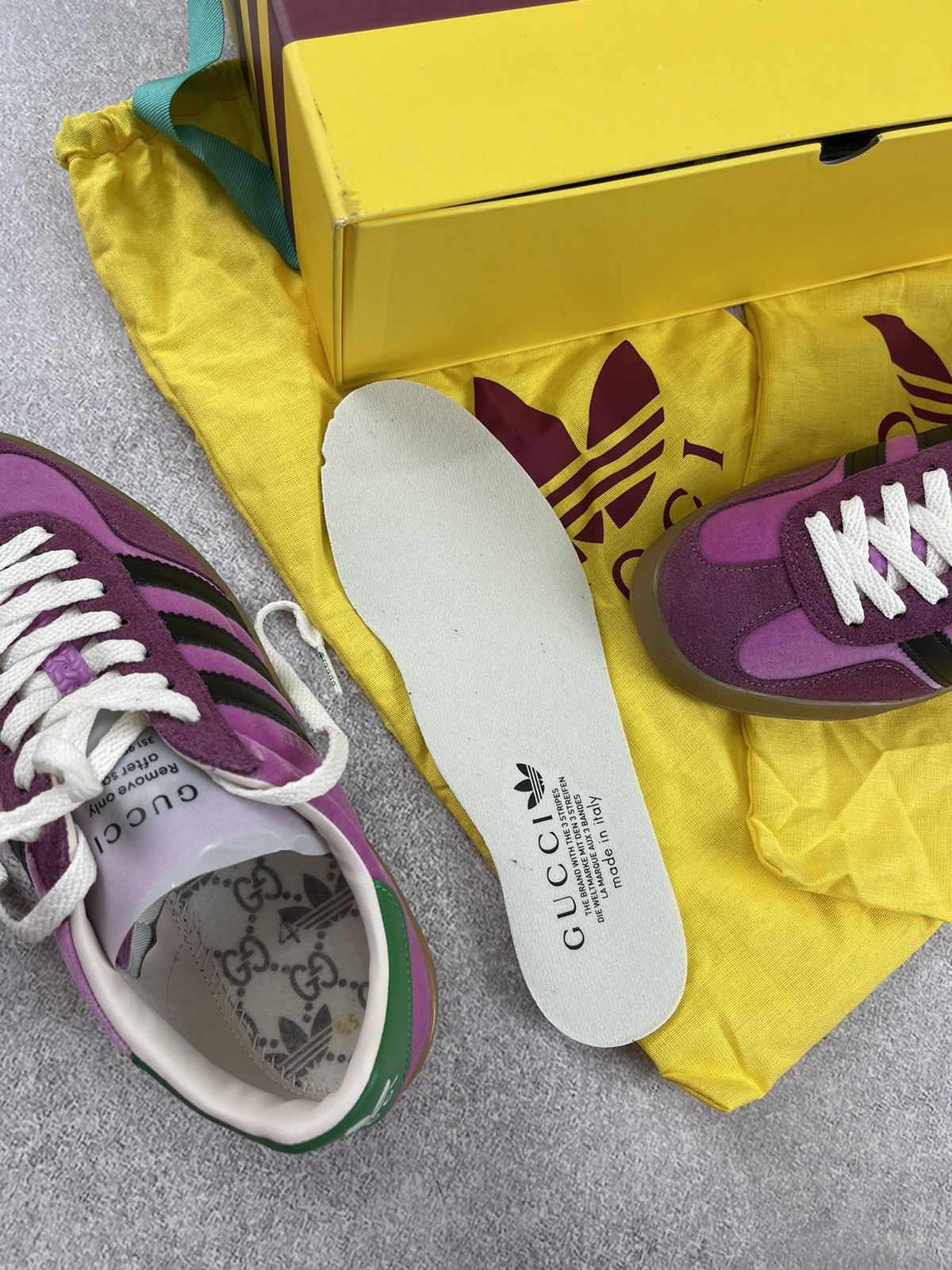Adidas Adidas x Gucci Gazelle Velvet Pink Size US 7 Women’s Size US 7 / IT 37 - 12 Thumbnail