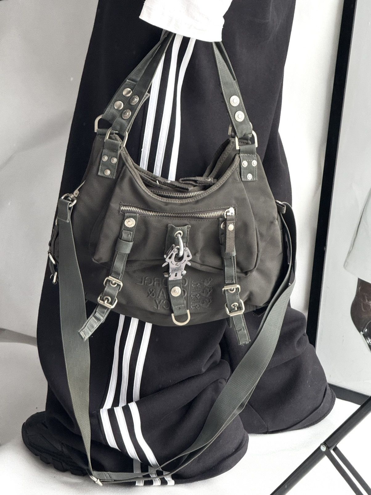 George Gina & Lucy Very Rare George Gina & lucy Y2k Alyx Bag Crossbody Handbag Size ONE SIZE - 4 Thumbnail