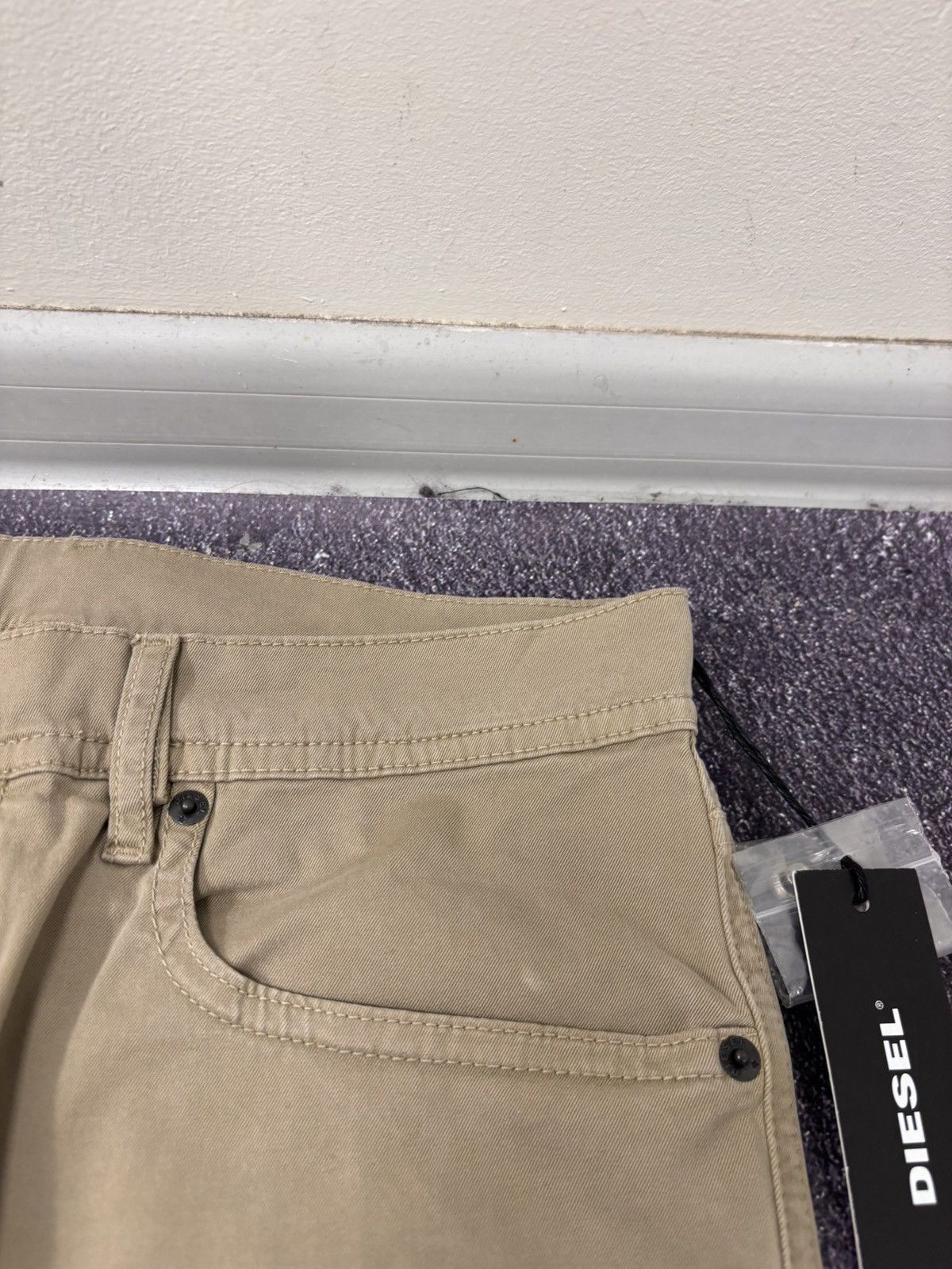 Diesel Diesel NWT Men’s Chino Pants Trousers Beige Tan Slim Size US 31 - 7 Thumbnail