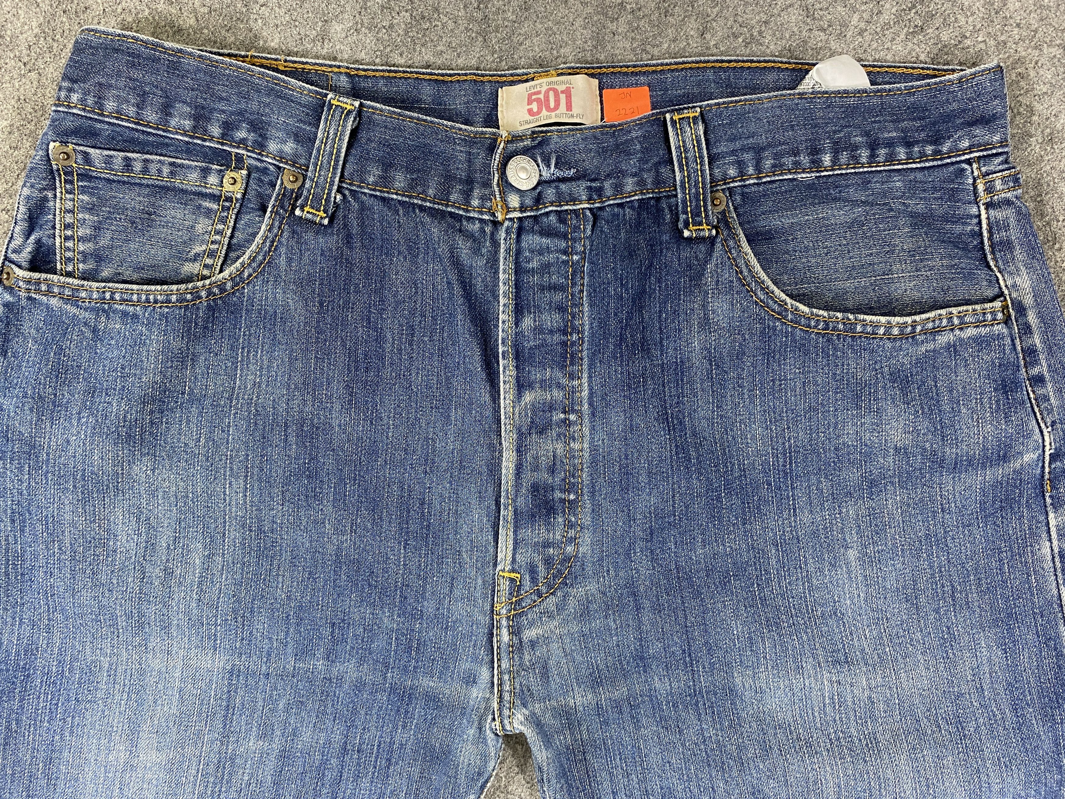 Levi's Distressed Blue Vintage Levi's 501 Jeans 36x31 Denim -JN2221 Size US 36 / EU 52 - 3 Thumbnail