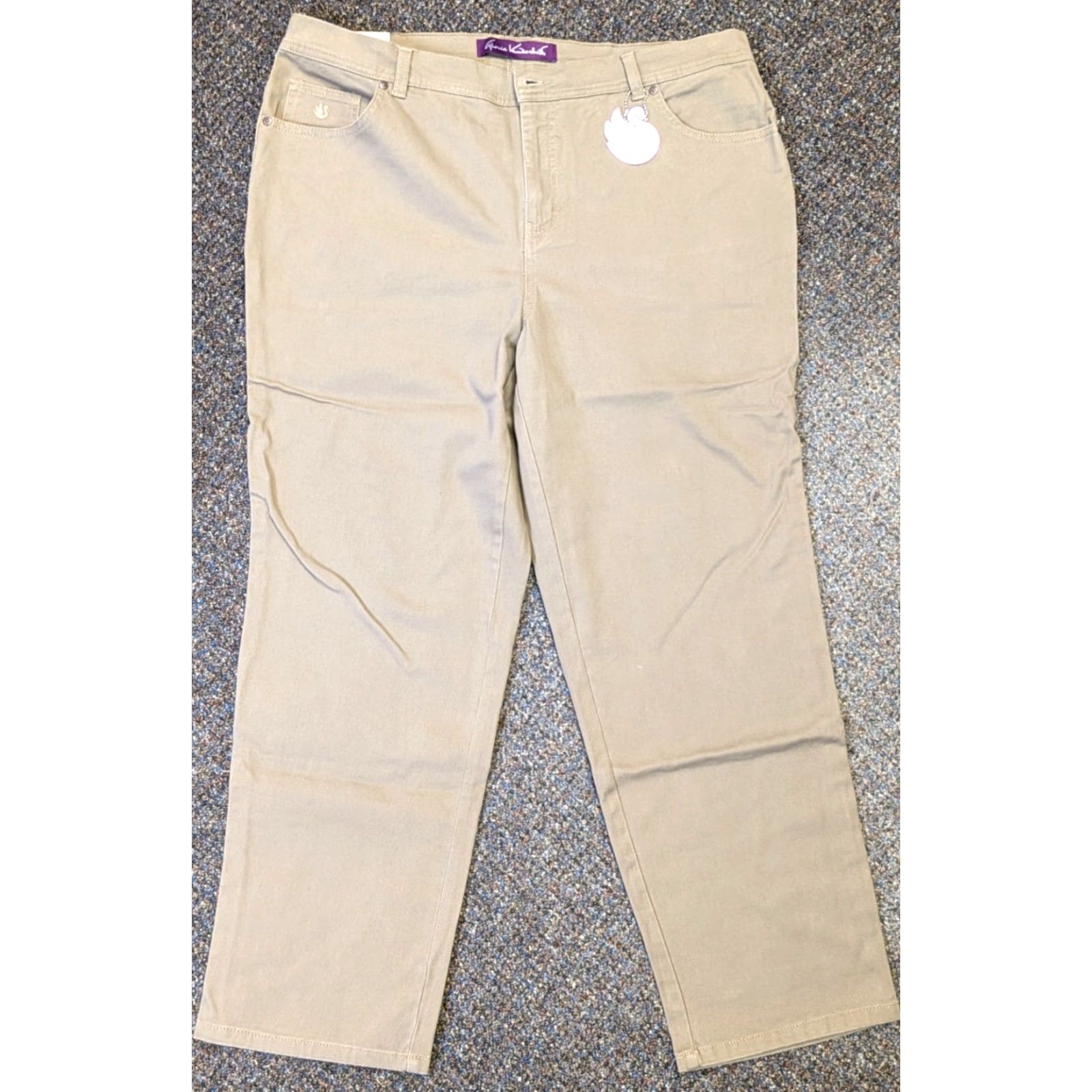 Gloria Vanderbilt VINTAGE Gloria Vanderbilt Amanda Classic Fit 16W Petite Stretch Short Womens Jeans Size 38" / US 16 / IT 52 - 2 Thumbnail