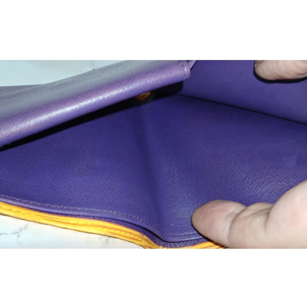 Louis Vuitton Louis Vuitton Marco Epi Leather Bifold Wallet Yellow Size ONE SIZE - 11 Thumbnail
