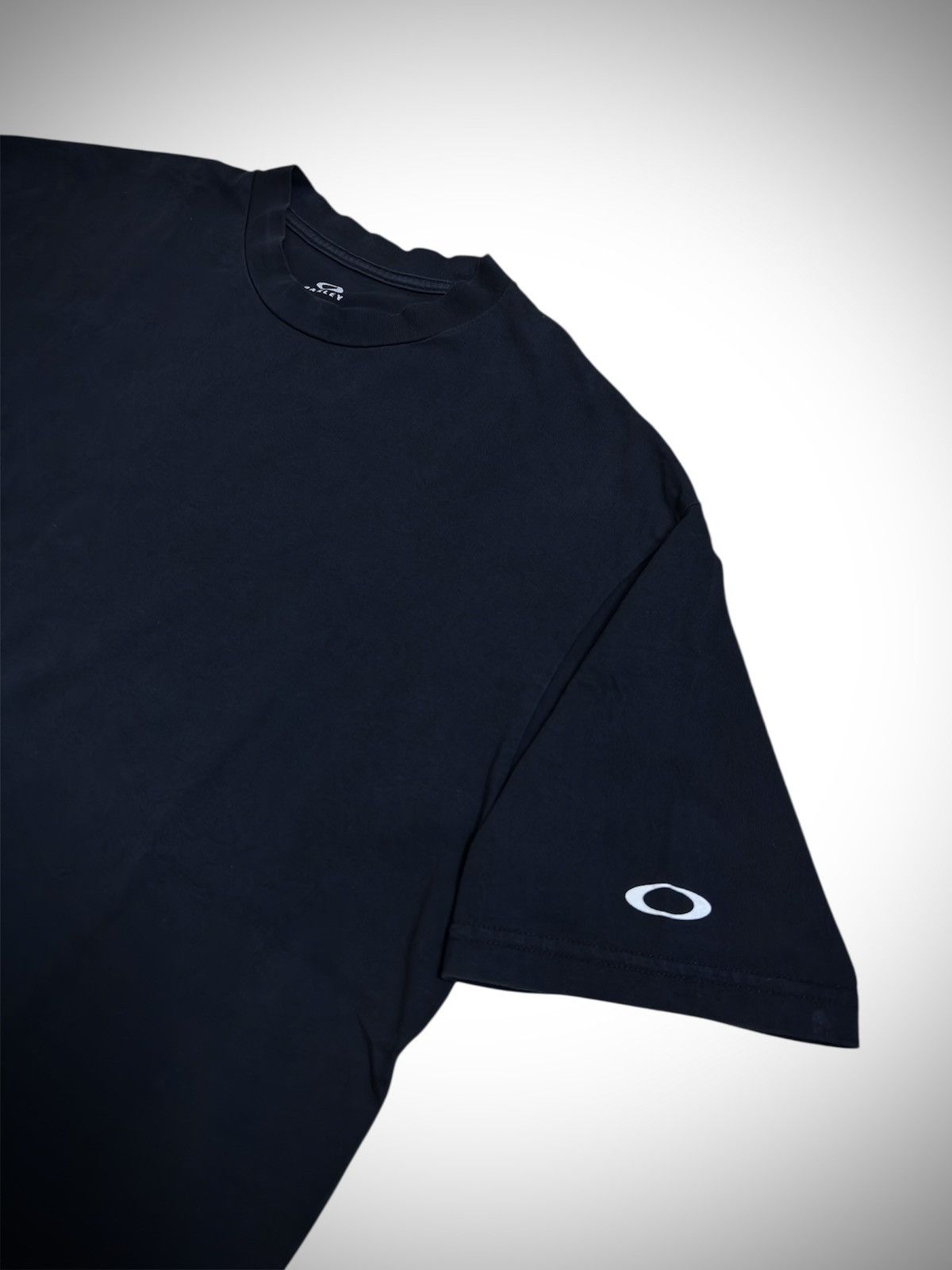 Oakley Oakley Performance Fit Black T-Shirt Size US M / EU 48-50 / 2 - 2 Thumbnail