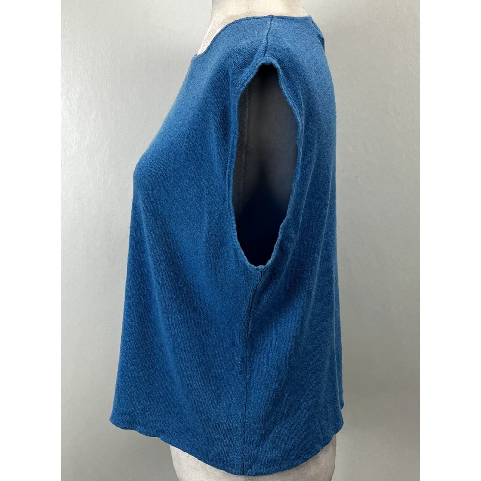 Vintage VINTAGE Chicos Linen Blend Knit Sleeveless Shirt Top Womens XL Blue Boxy Tank 90s Minimalist Casual Travel Size XL / US 12-14 / IT 48-50 - 2 Thumbnail
