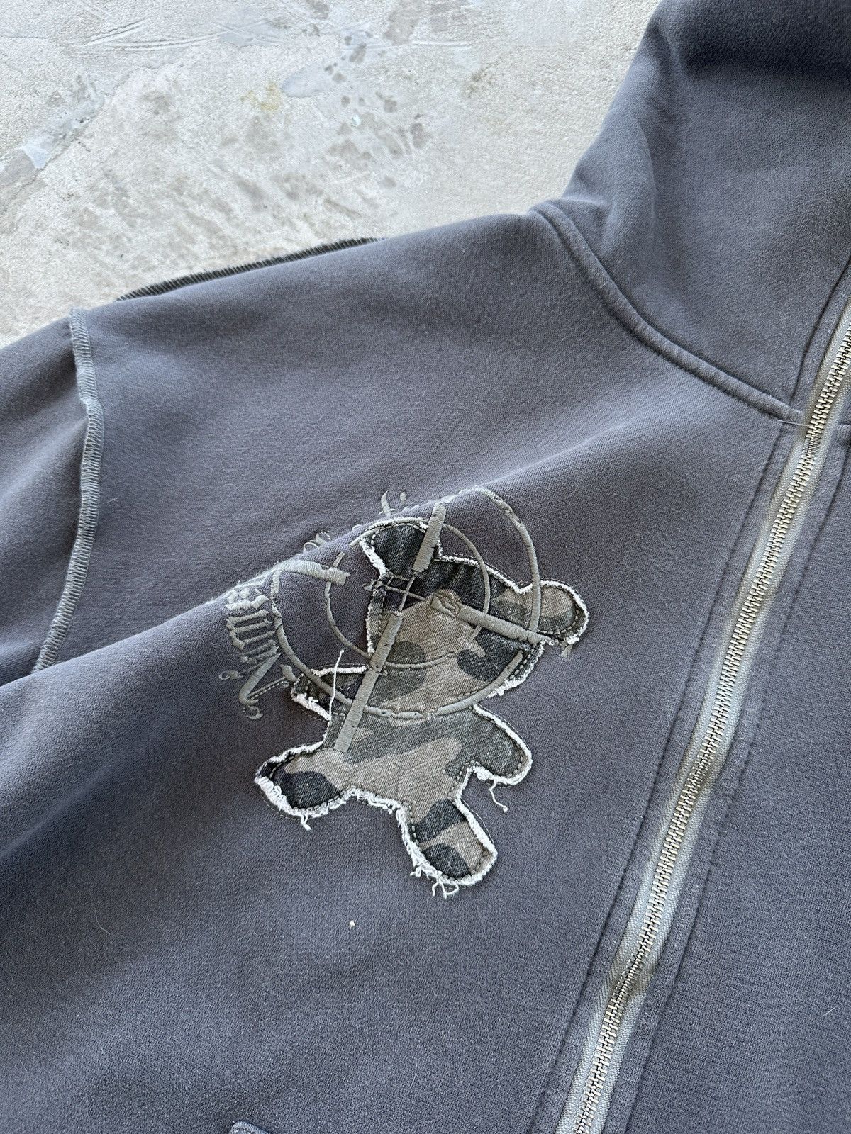 named collective パーカーy2k Thorn Rhinestone Zip Hoodie Black – NAMED COLLECTIVE®