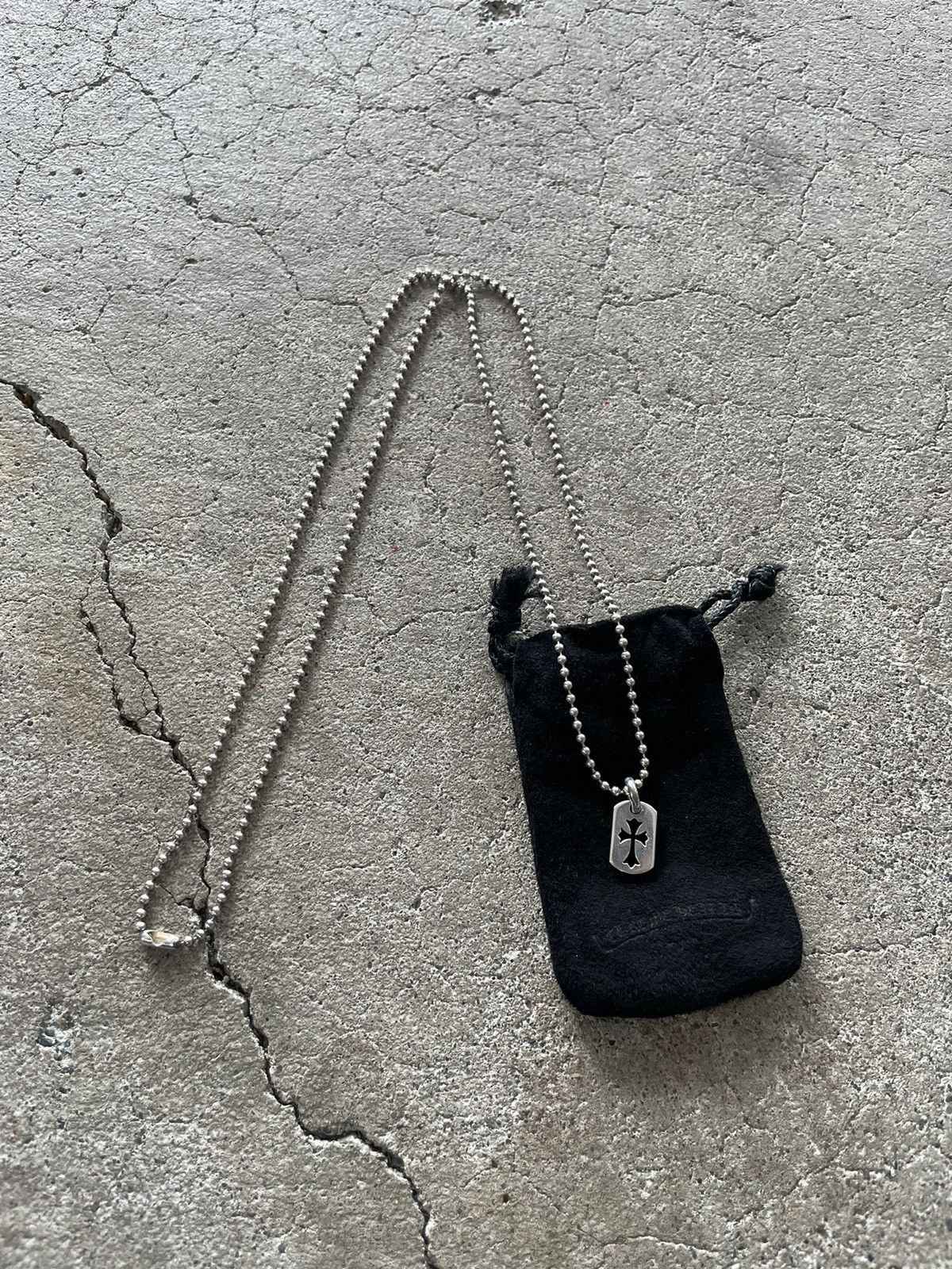 image of Chrome Hearts Cut Out Cross Dog Tag in Silver, Men's