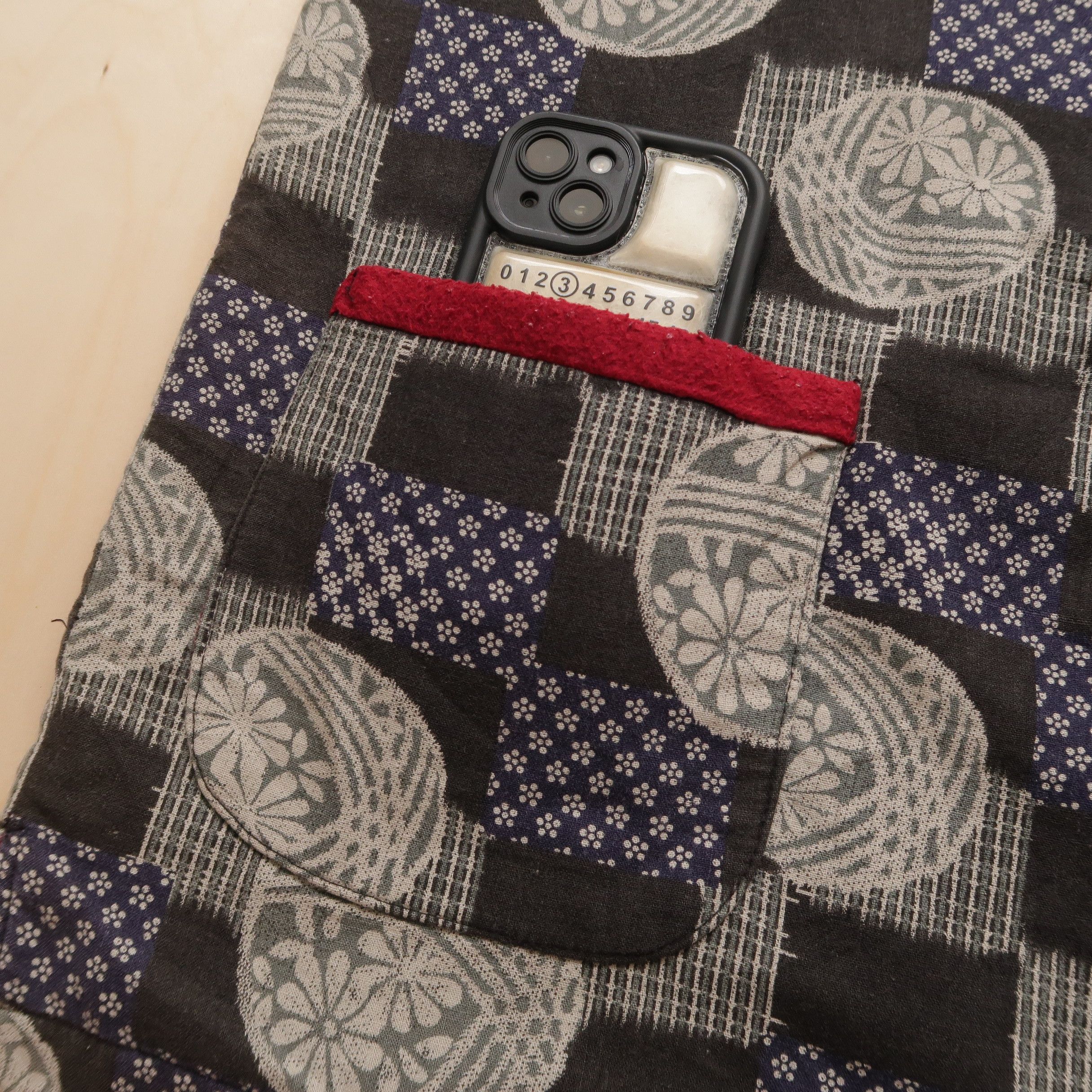 Japanese Brand 1990s Renge Japanese Script Patchwork Vest Size US L / EU 52-54 / 3 - 10 Thumbnail