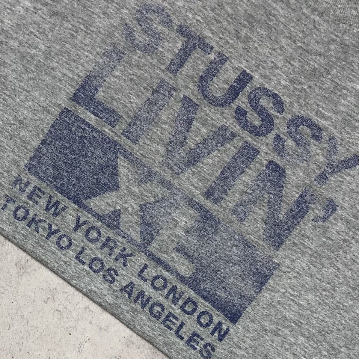 Stussy Vintage Stussy USA Livin’ XL Single Stitch Tee Size US L / EU 52-54 / 3 - 16 Thumbnail