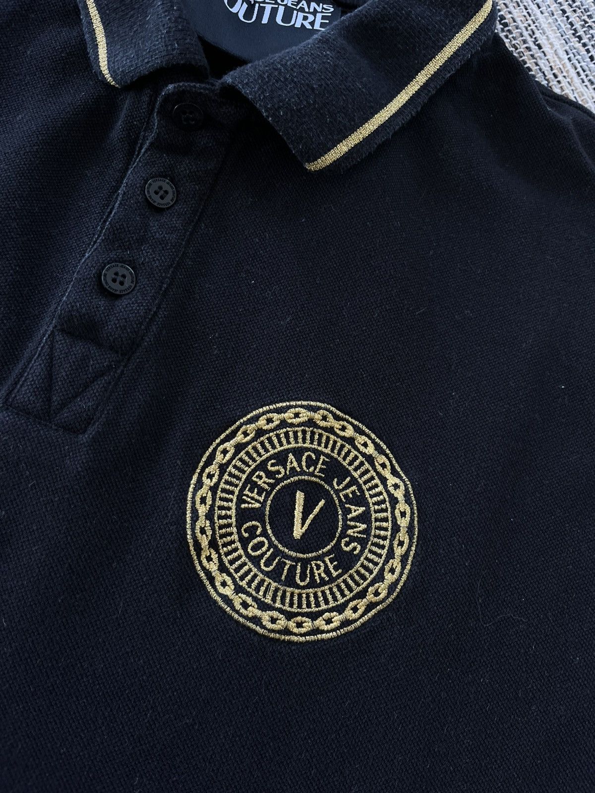 Versace Jeans Couture Vintage Versace Jeans Couture Black Gold Luxury Polo Tshirt Size US XXL / EU 58 / 5 - 7 Thumbnail