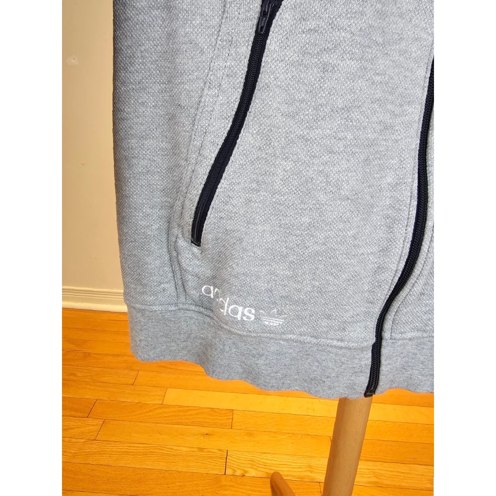 Adidas VINTAGE ADIDAS ORIGINAL TREFOIL ZIP UP HOODIE Mens L Blue Front Zip Full Zip 90s 2000s Size US L / EU 52-54 / 3 - 5 Thumbnail