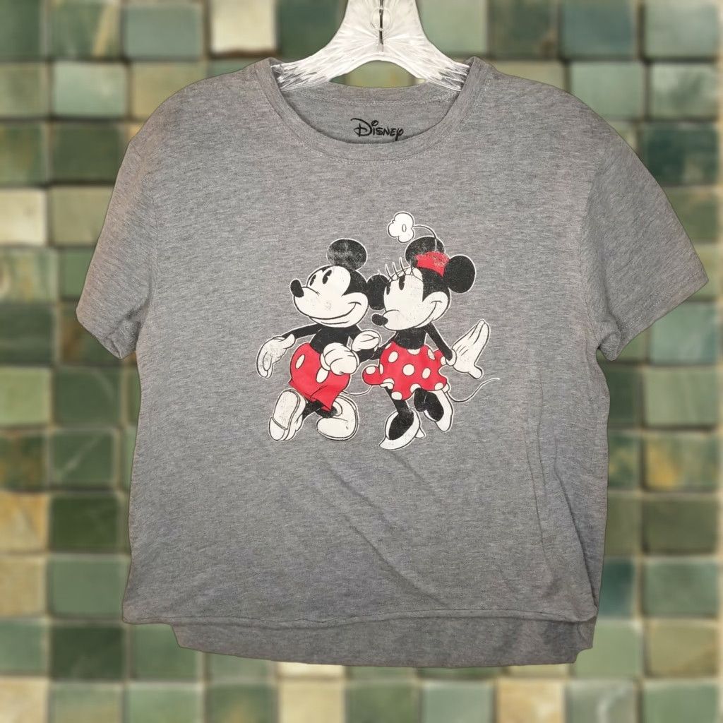 Disney Disney Womens Gray Mickey And Minnie Mouse Cut Bottom T-Shirt Size L Size L / US 10 / IT 46 - 1 Thumbnail