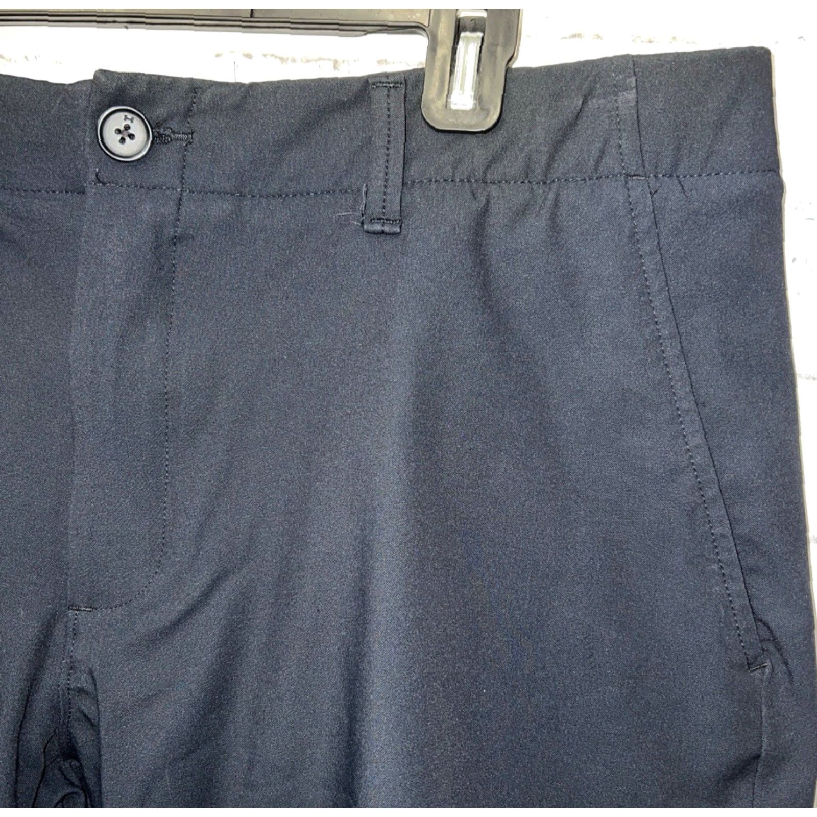 Under Armour Under Armour Black Shorts Mens 38 Regular Chino Style Casual Sportswear Mens Black 38 Regular Size US 38 / EU 54 - 2 Thumbnail