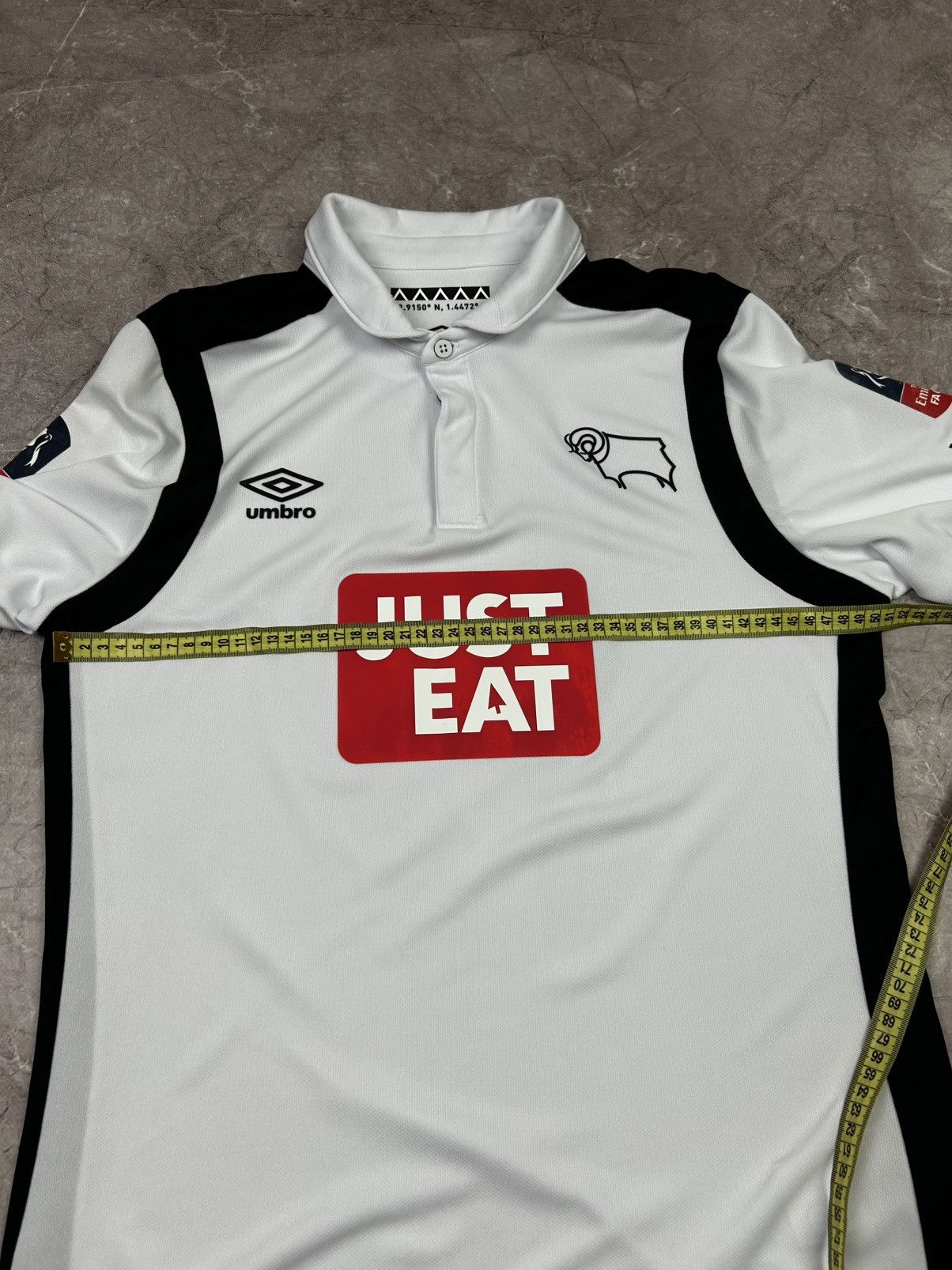 Umbro × Vintage Umbro Retro jersey tee shirt Derby county Size L Size US L / EU 52-54 / 3 - 10 Thumbnail