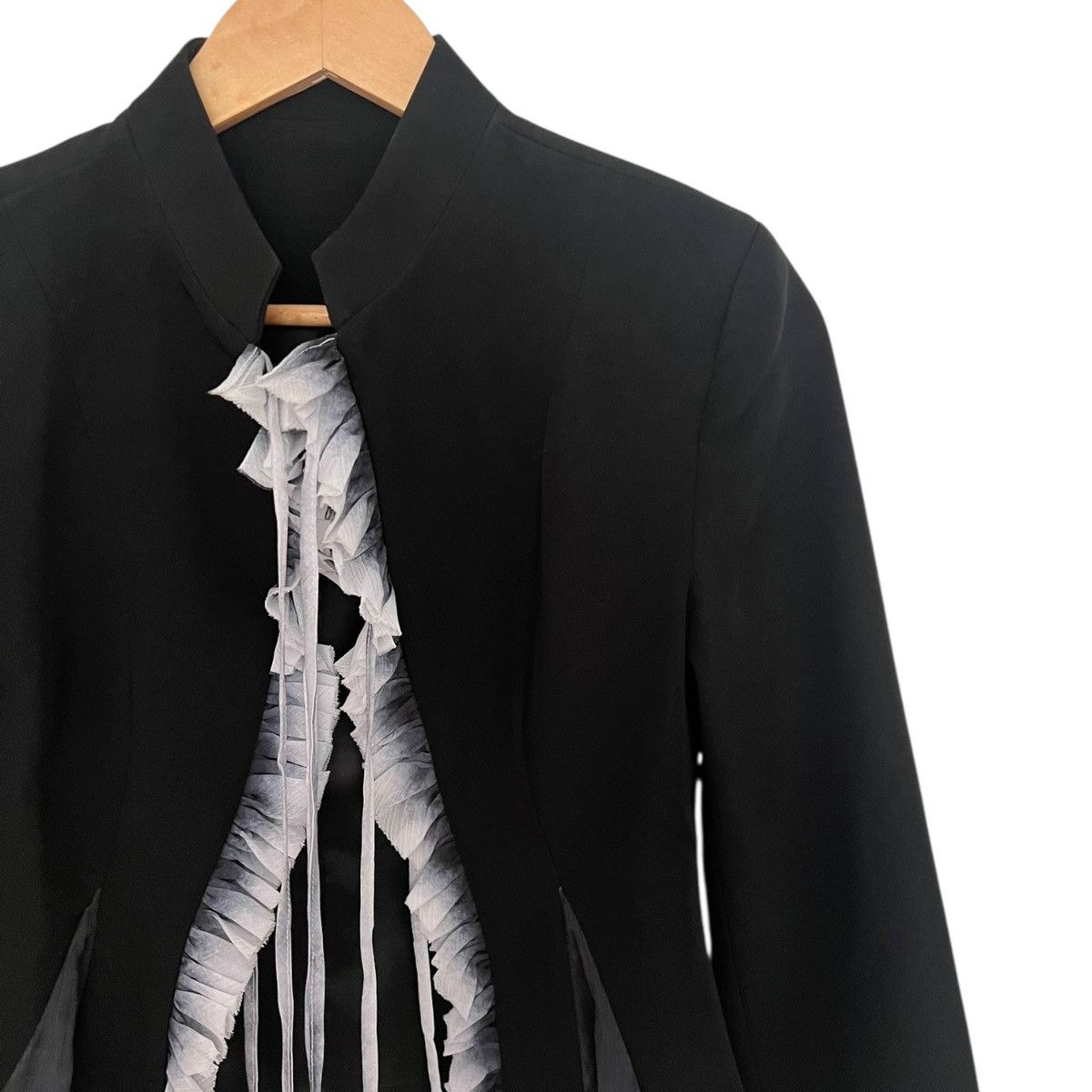 Japanese Brand Ruffle frill blazer Size M / US 6-8 / IT 42-44 - 2 Thumbnail