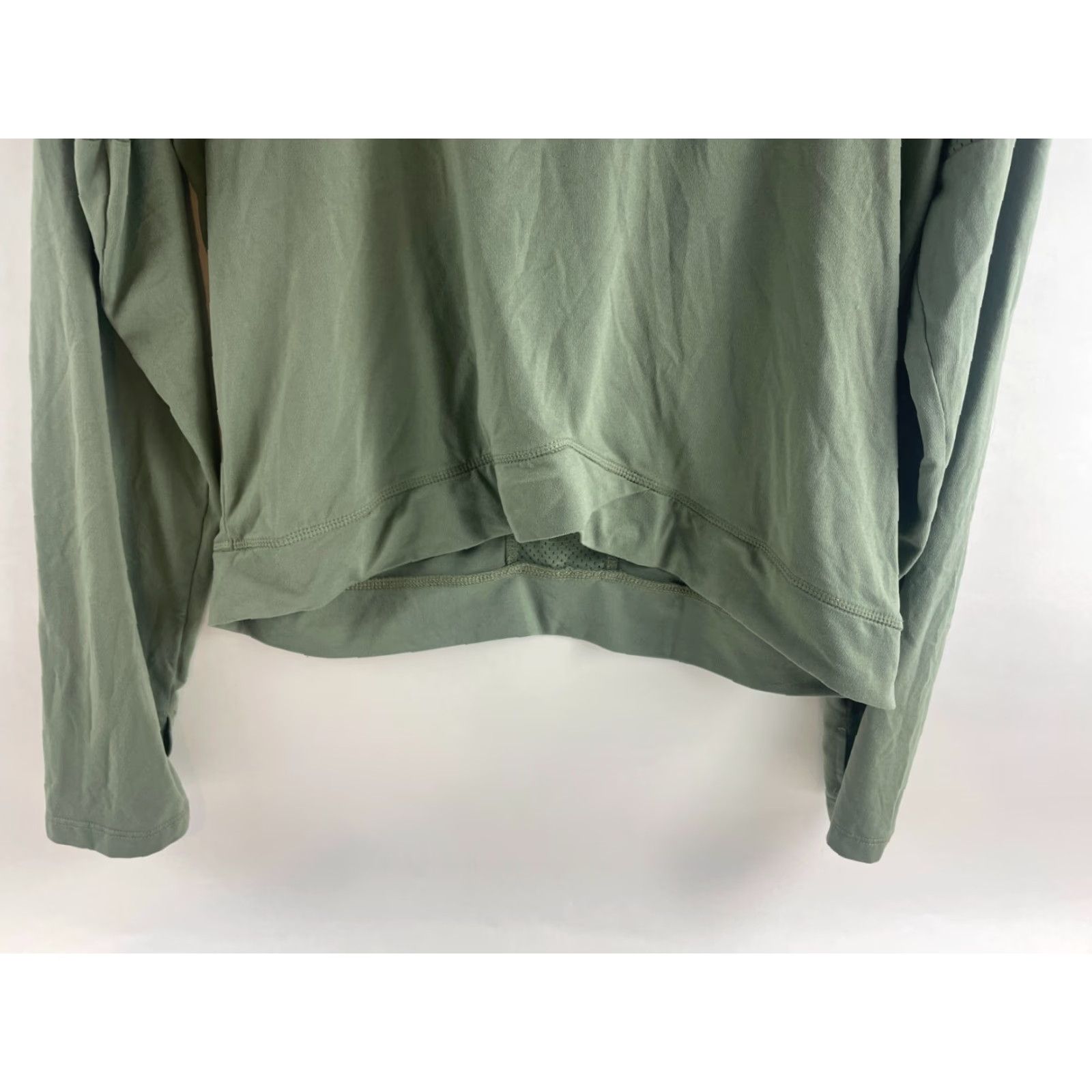 Fabletics Fabletics Sweater Women's Size S Green Boat Neck Vented Long Sleeve Logo Pullover Regular Womens Size S / US 4 / IT 40 - 4 Thumbnail